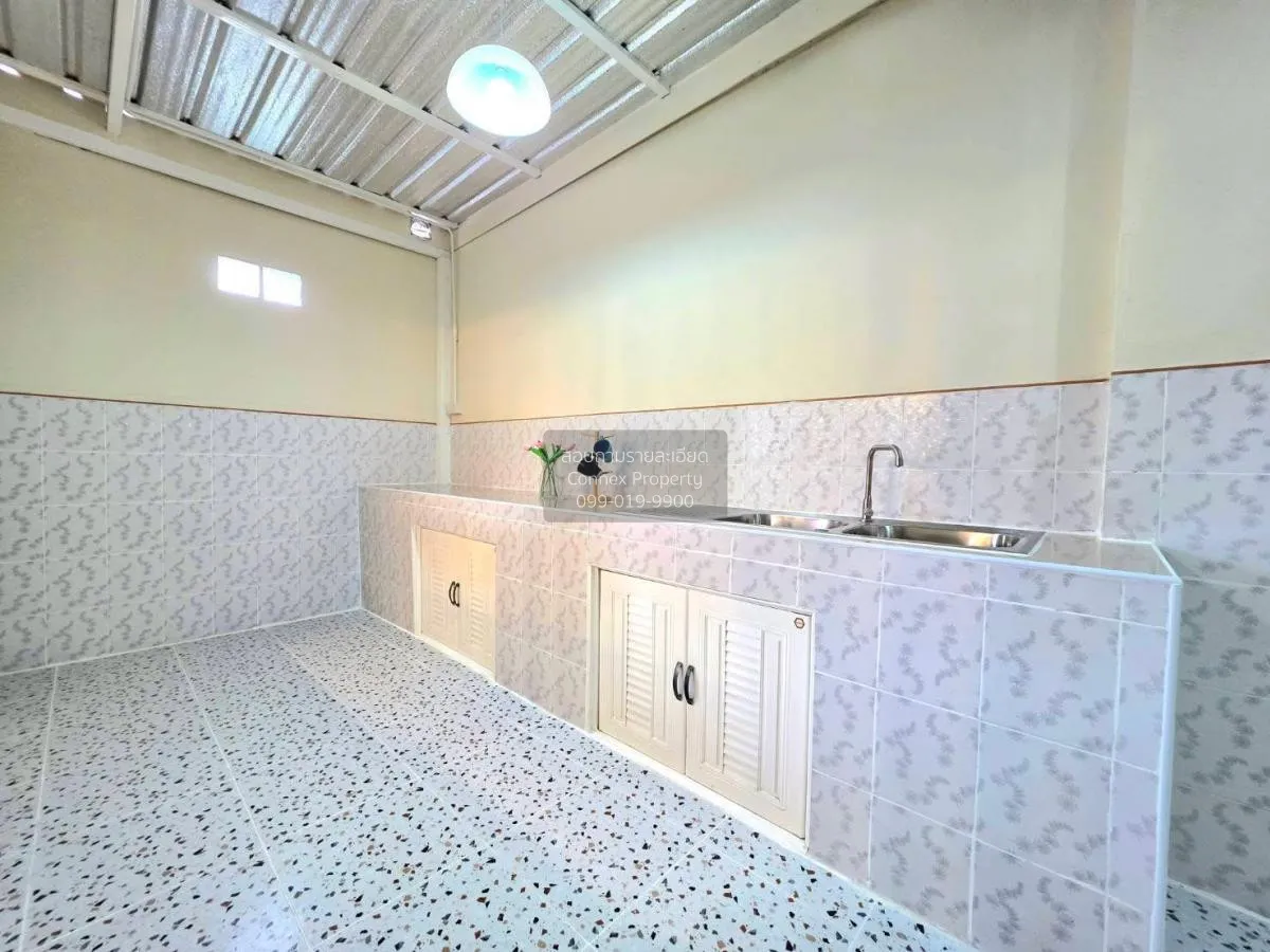 For Sale Townhouse/Townhome  , Baan Chaiklong , corner unit , new