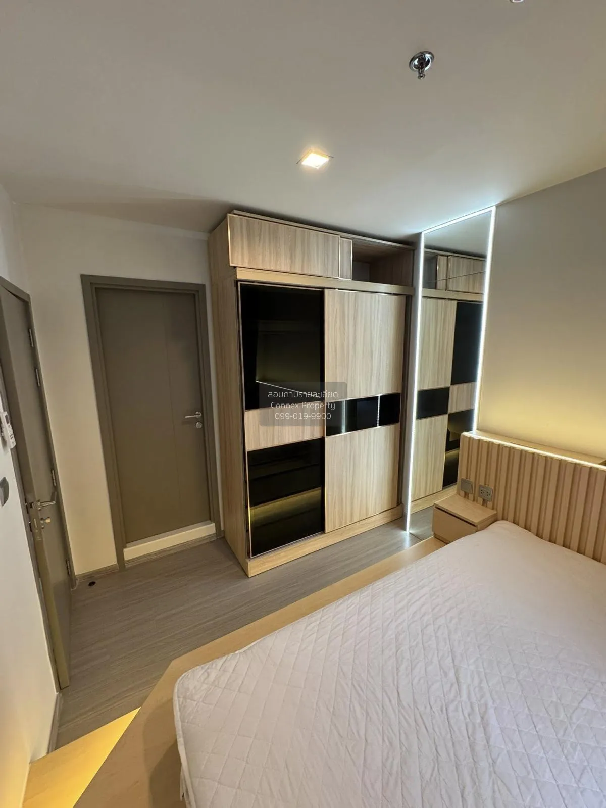 เช่าคอนโด  ไลฟ์ อโศก ไฮป์ พระราม 9 MRT-พระราม 9 มักกะสัน เขต ราชเ