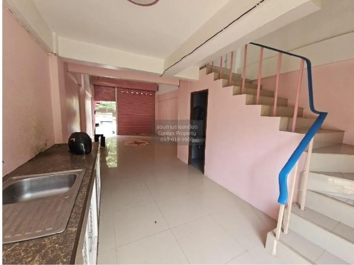 ขายอาคารพาณิชย์  กฤษดานคร 26 บางกระเบา นครชัยศรี นครปฐม CX-126398