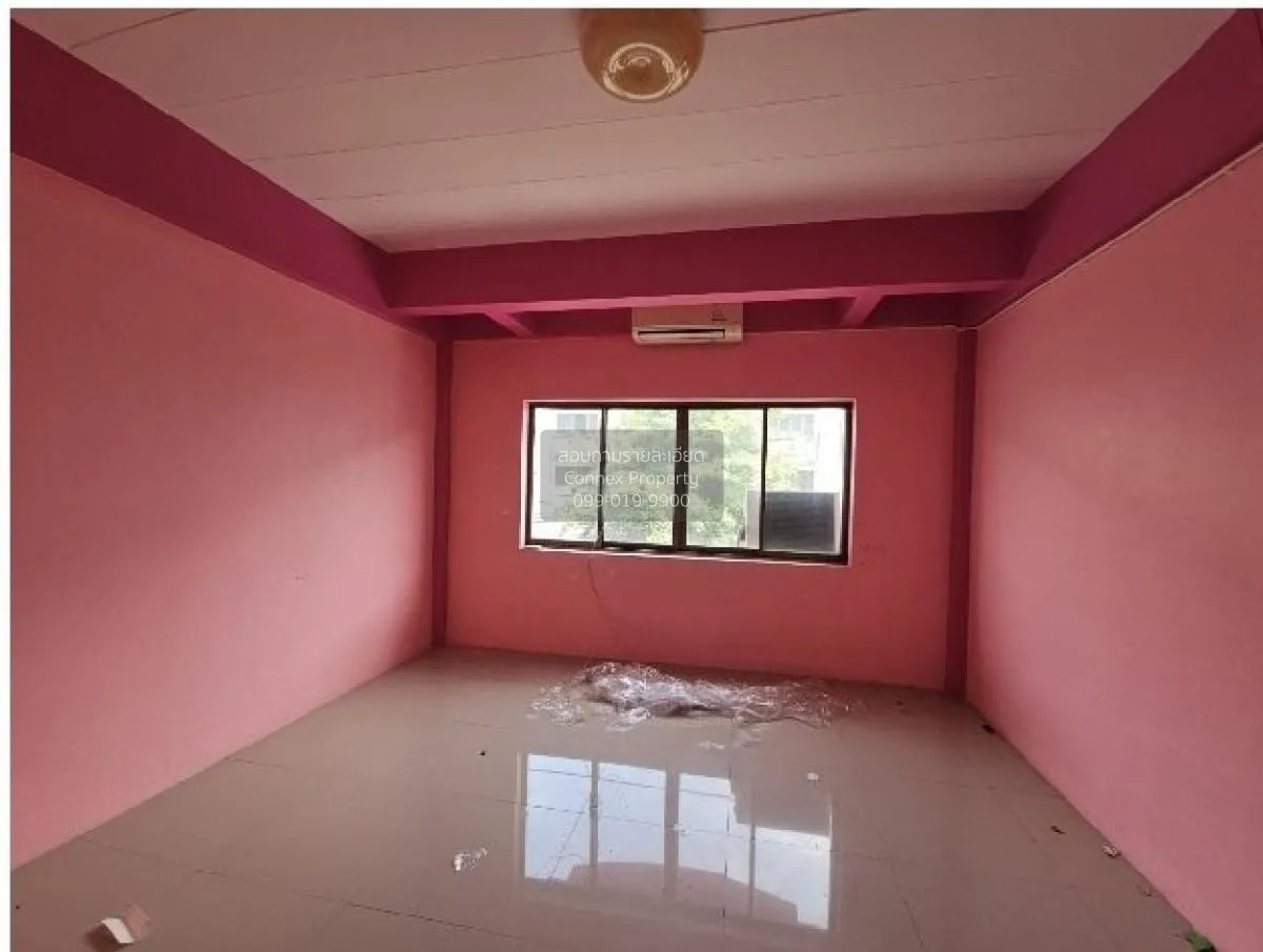 ขายอาคารพาณิชย์  กฤษดานคร 26 บางกระเบา นครชัยศรี นครปฐม CX-126398