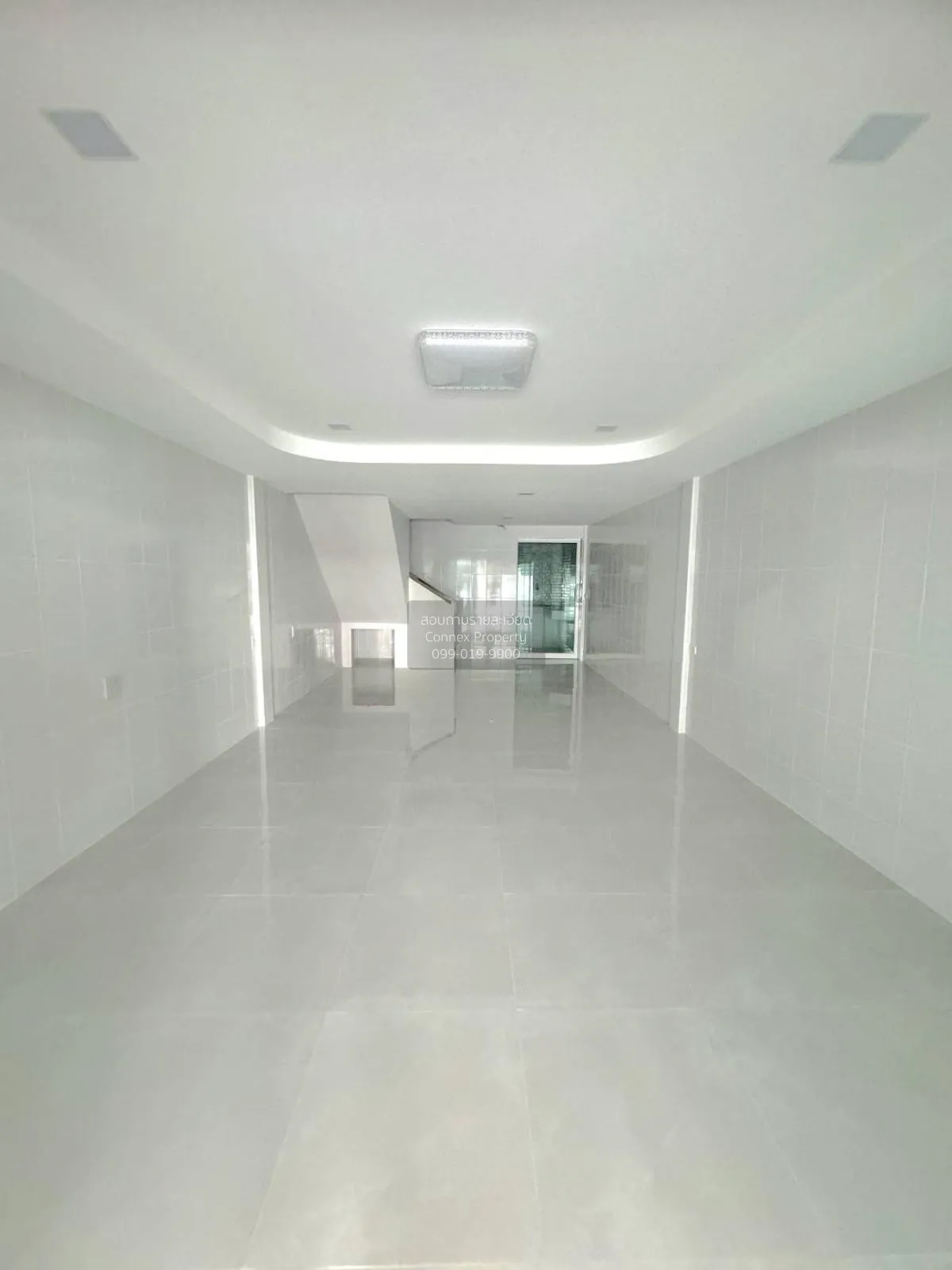 ขายทาวน์เฮ้าส์/ทาวน์โฮม  หมู่บ้านร่มไทร คลองลำเจียก 10 คลองกุ่ม เ