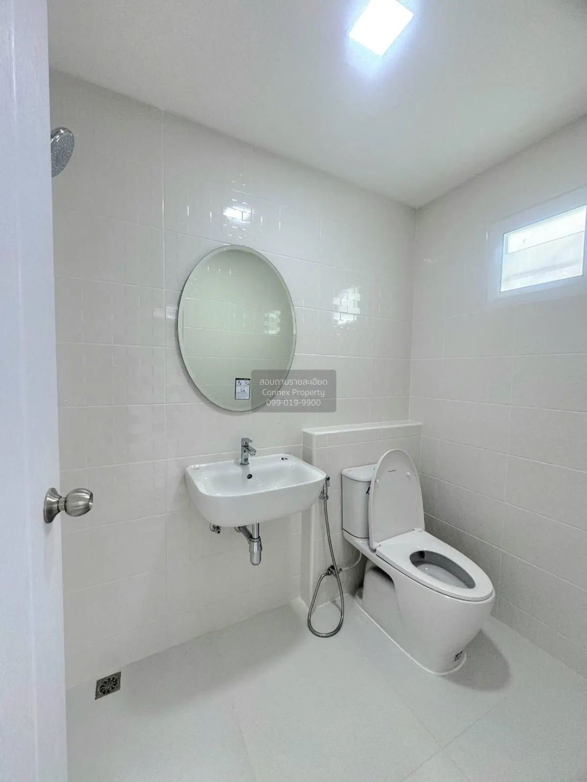 ขายทาวน์เฮ้าส์/ทาวน์โฮม  หมู่บ้านร่มไทร คลองลำเจียก 10 คลองกุ่ม เ