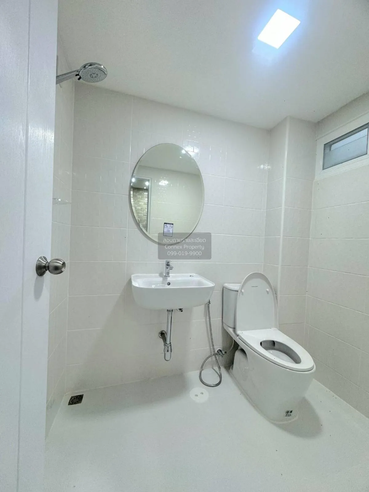 ขายทาวน์เฮ้าส์/ทาวน์โฮม  หมู่บ้านร่มไทร คลองลำเจียก 10 คลองกุ่ม เ