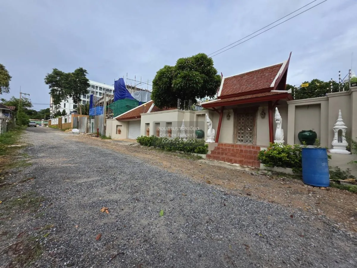 For Sale land area 1-0-99.6 square wah Pattaya City Chonburi , Mu 1