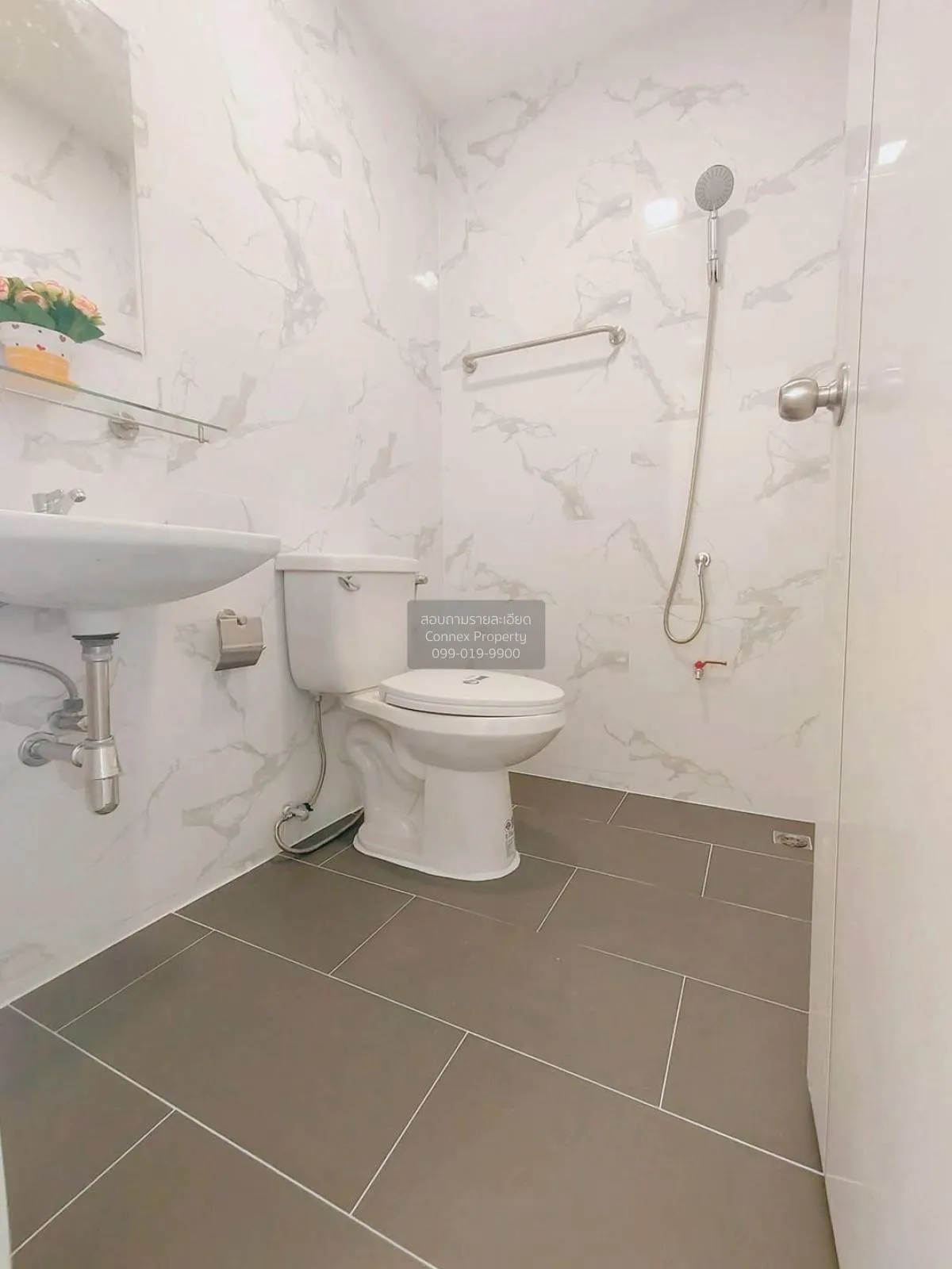 ขายทาวน์เฮ้าส์/ทาวน์โฮม  บ้านปทุมวิลเลจ บางปรอก เมืองปทุมธานี ปทุ