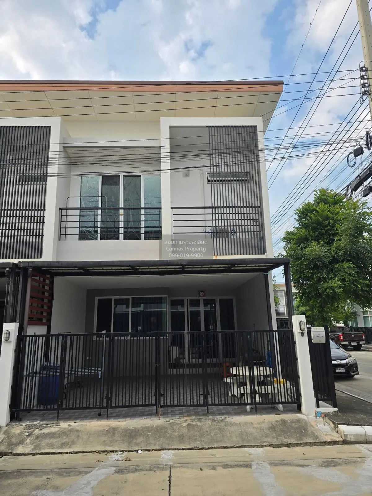 ขายทาวน์เฮ้าส์/ทาวน์โฮม  เดอะ มิราเคิล เพชรเกษม 63 โครงการ 3 MRT- 1