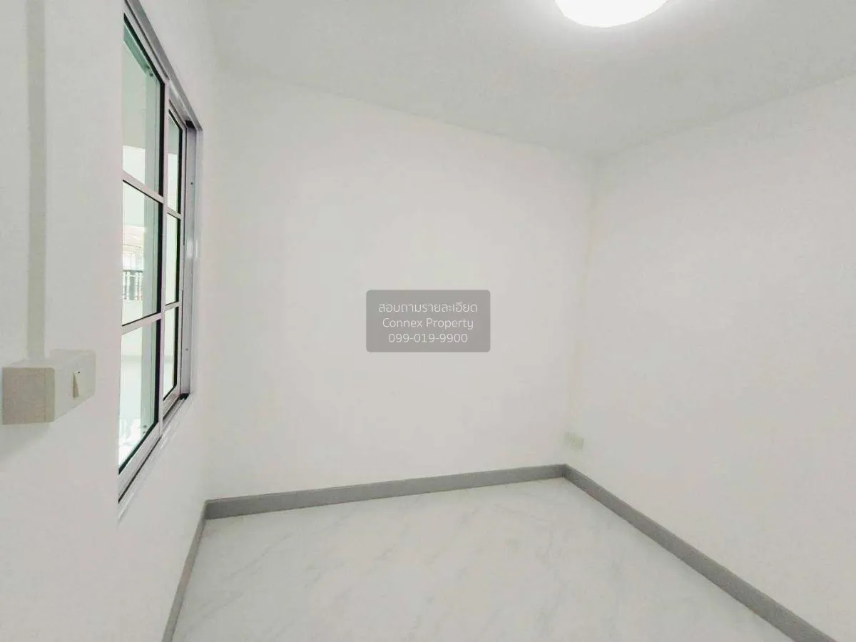 ขายทาวน์เฮ้าส์/ทาวน์โฮม  เค.ซี. รามอินทรา 1 หน้ากว้าง รีโนเวทใหม่