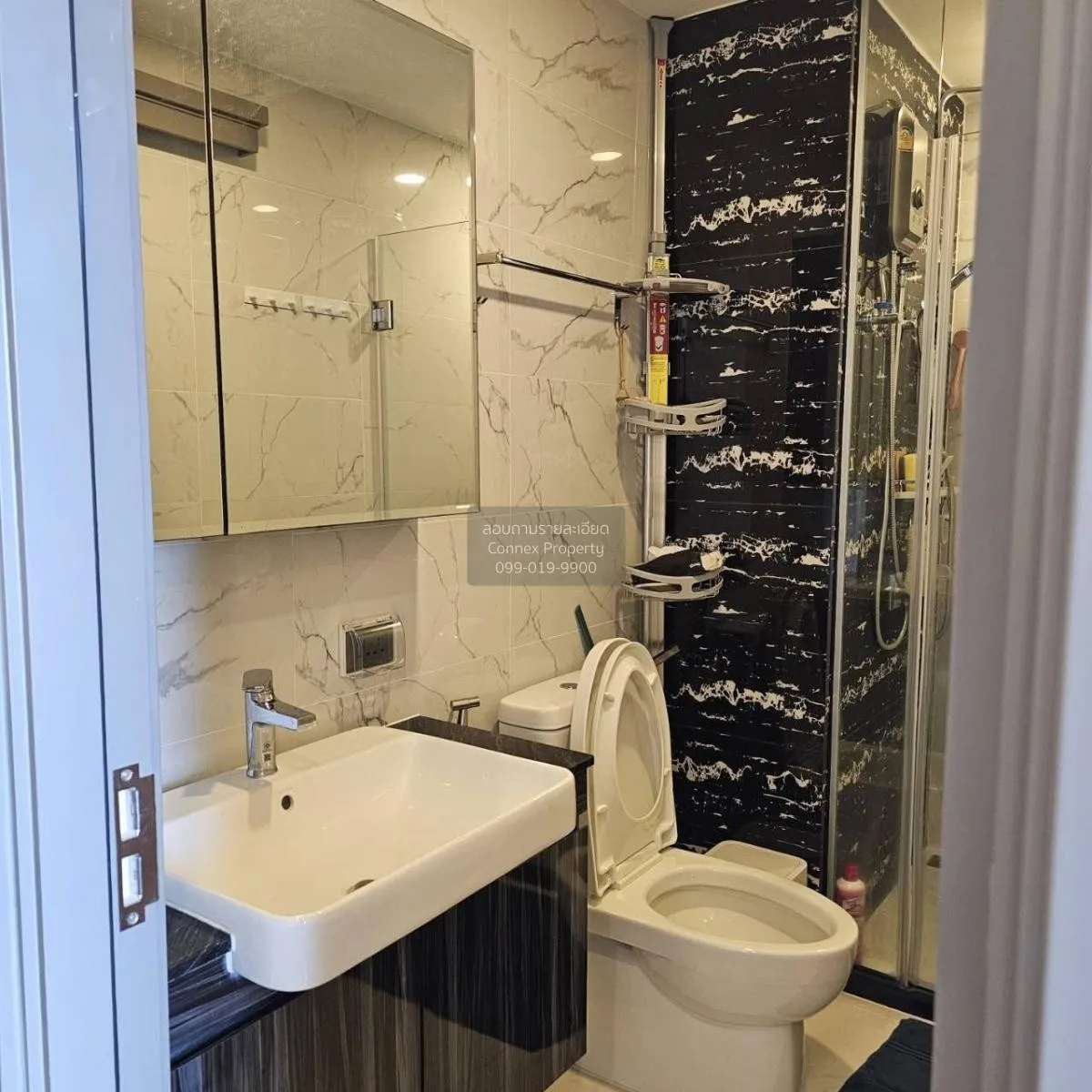 เช่าคอนโด  แซฟไฟร์ ลักซูเรียส คอนโด พระราม 3 บางโพงพาง เขต ยานนาว