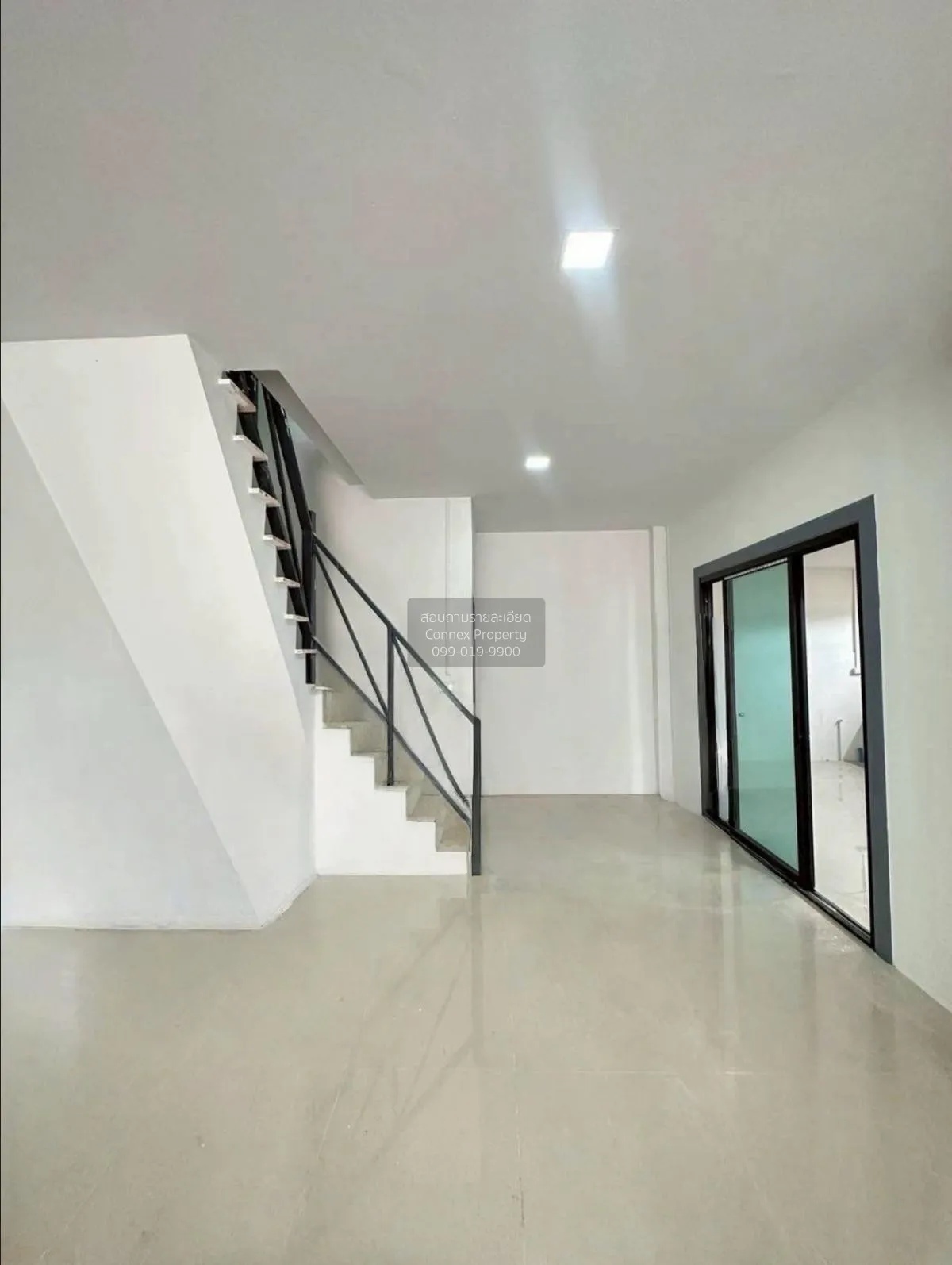 ขายทาวน์เฮ้าส์/ทาวน์โฮม  หมู่บ้านตะวันนา รีโนเวทใหม่ บางกระสอ เมื