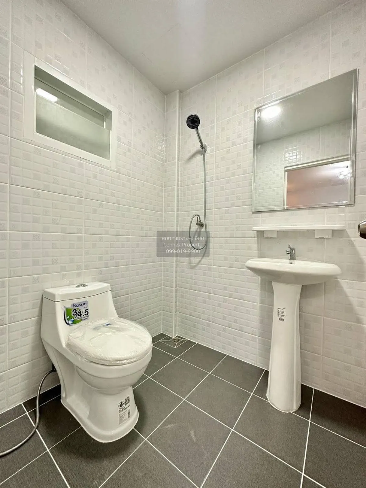 ขายทาวน์เฮ้าส์/ทาวน์โฮม  ไลโอ วงแหวน-ปิ่นเกล้า รีโนเวทใหม่ ปลายบา