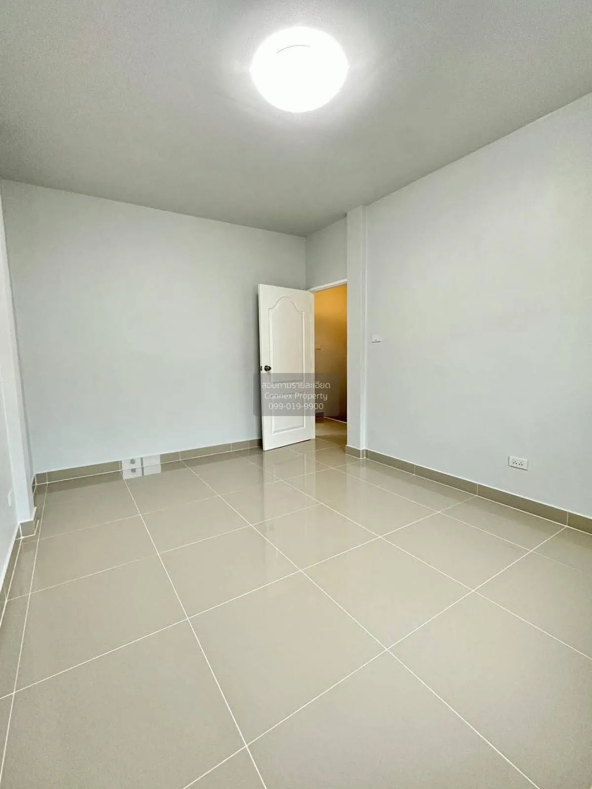 ขายทาวน์เฮ้าส์/ทาวน์โฮม  ไลโอ วงแหวน-ปิ่นเกล้า รีโนเวทใหม่ ปลายบา