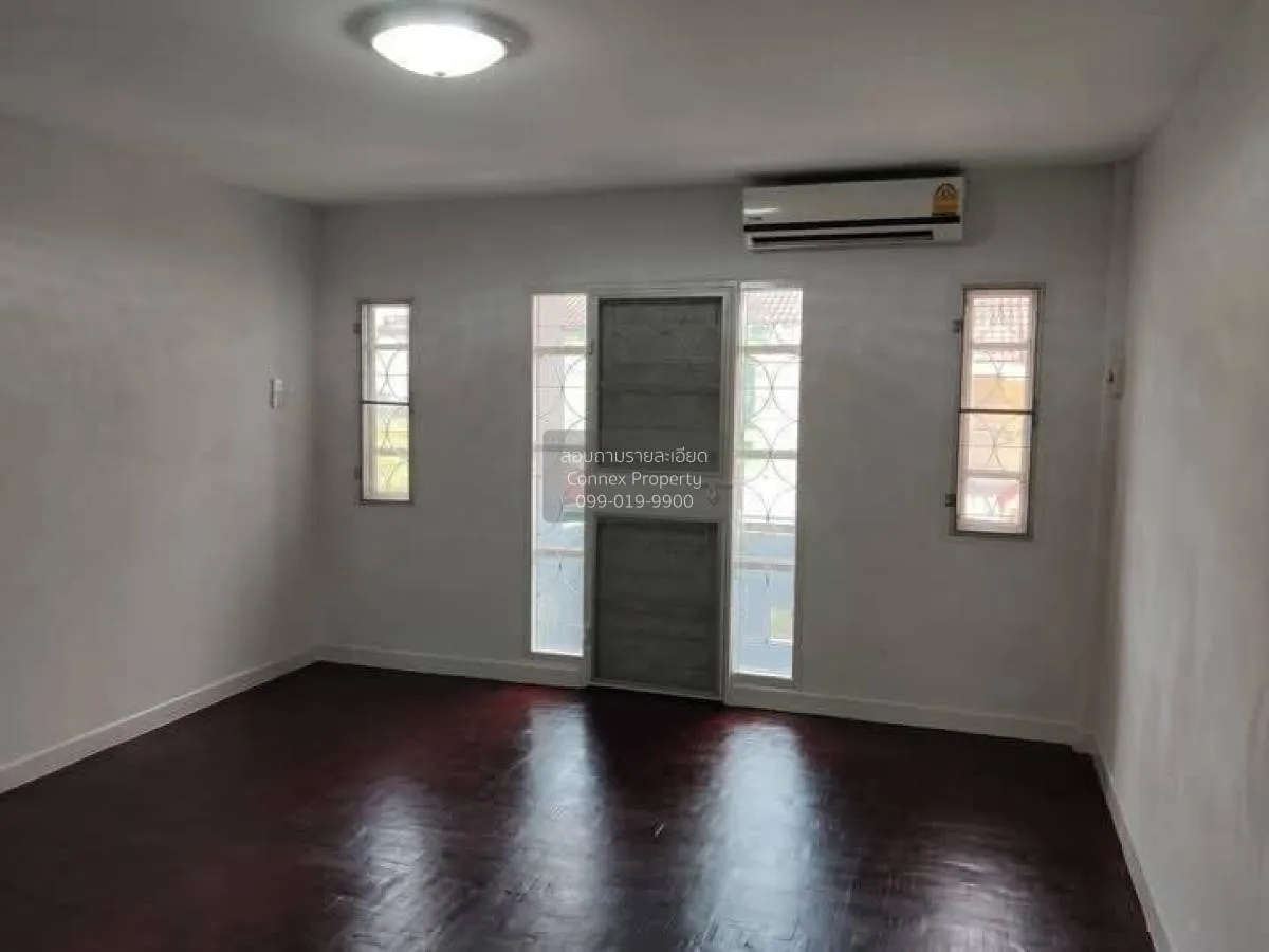 For Sale Townhouse/Townhome  , K.C. Ramindra 2 , wide frontage , 