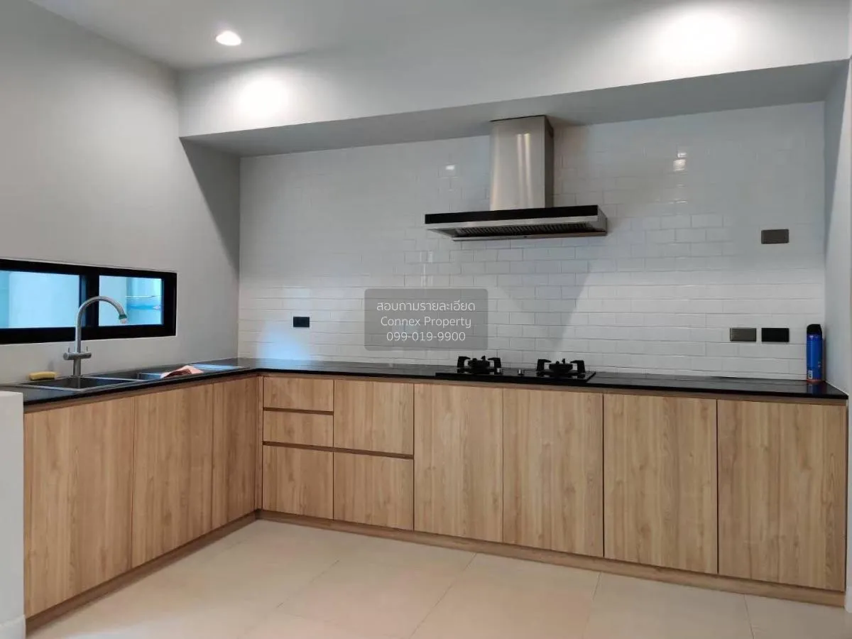 เช่าทาวน์เฮ้าส์/ทาวน์โฮม  อารียา แมนดารีนา สุขุมวิท 77 สวนหลวง เข