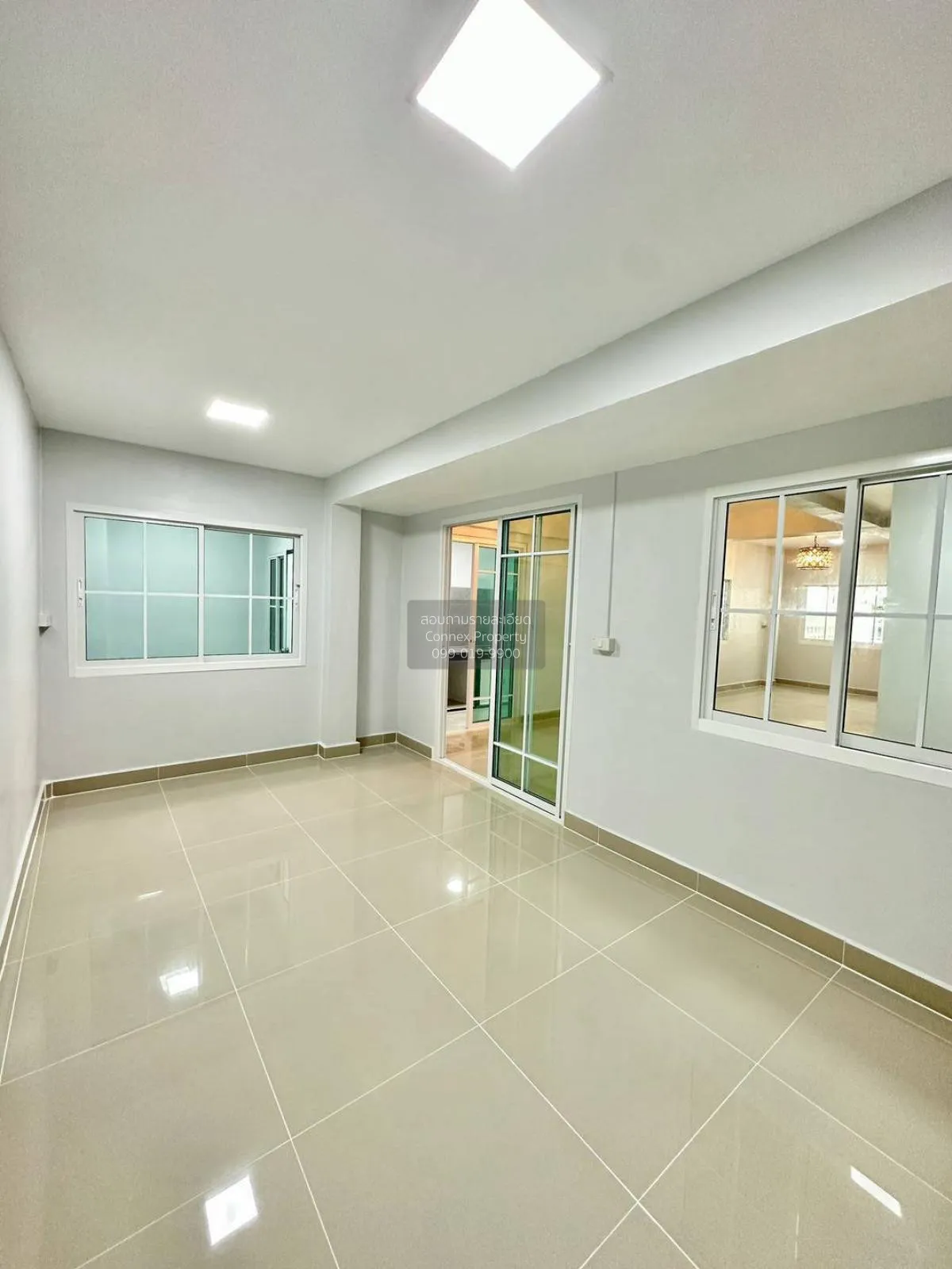 ขายทาวน์เฮ้าส์/ทาวน์โฮม  บัวทองธานี พาร์ค หน้ากว้าง รีโนเวทใหม่ บ