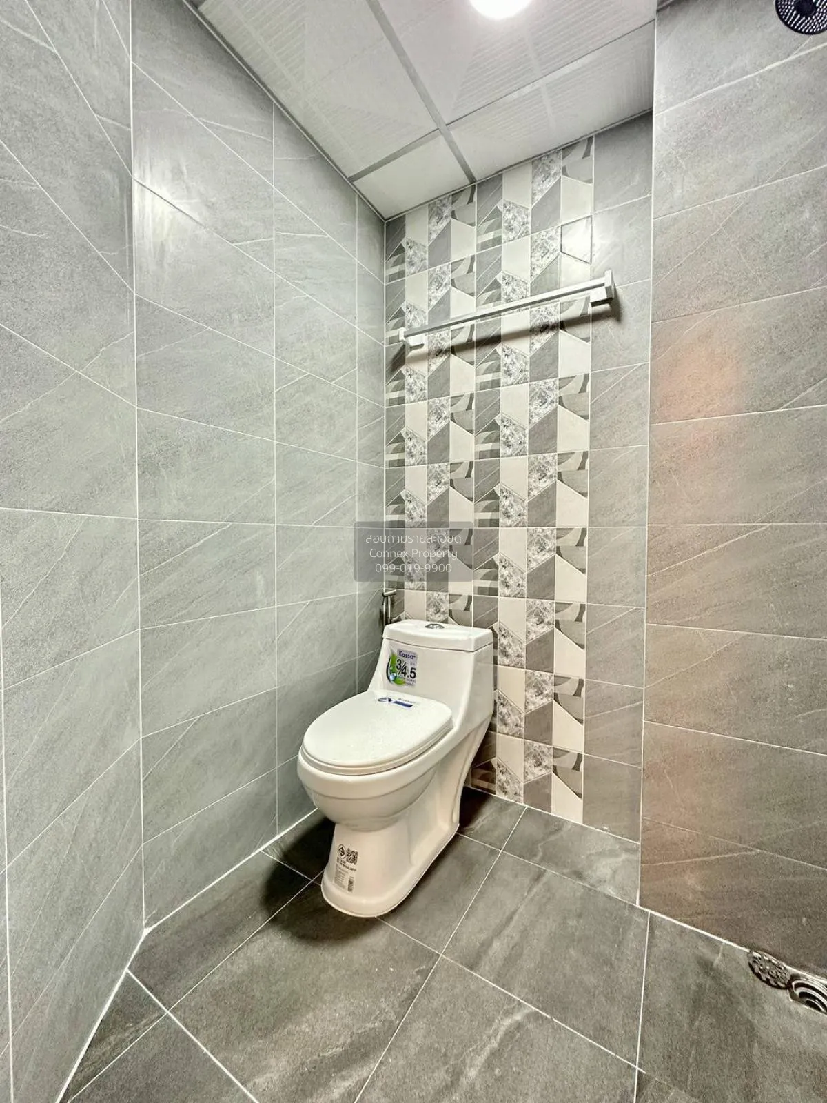 ขายทาวน์เฮ้าส์/ทาวน์โฮม  บัวทองธานี พาร์ค หน้ากว้าง รีโนเวทใหม่ บ