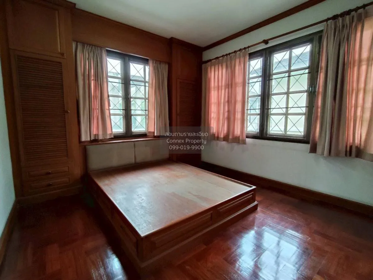 For Sale House , Windmill Villa 2 , wide frontage , Bang Phli Yai