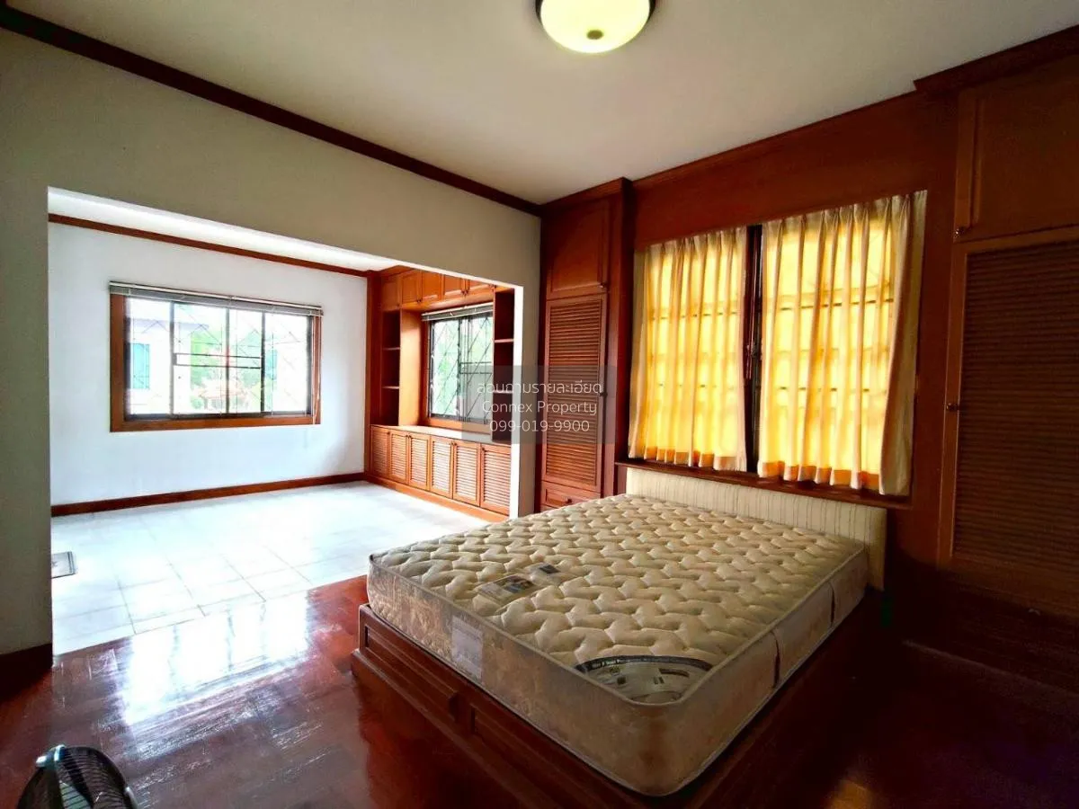 For Sale House , Windmill Villa 2 , wide frontage , Bang Phli Yai