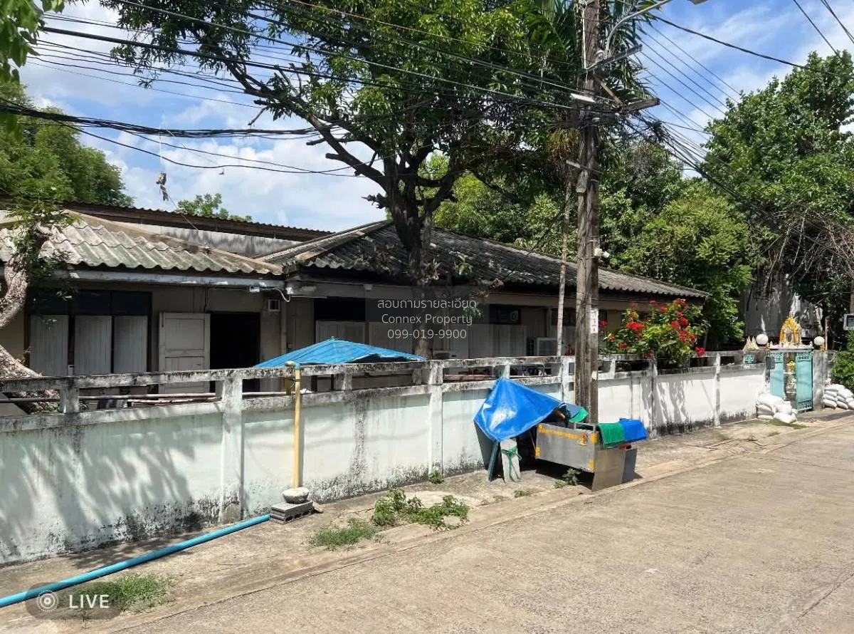 For Sale Land for sale Punnawithi sukhumvit 101 , wide frontage , 4
