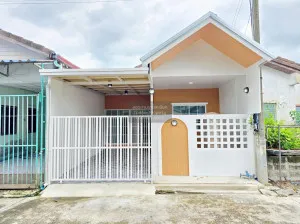 ขายทาวน์เฮ้าส์/ทาวน์โฮม  กรีนการ์เด้นโฮม คลอง 11 บึงน้ำรักษ์ ธัญบุรี ปทุมธานี CX-126678