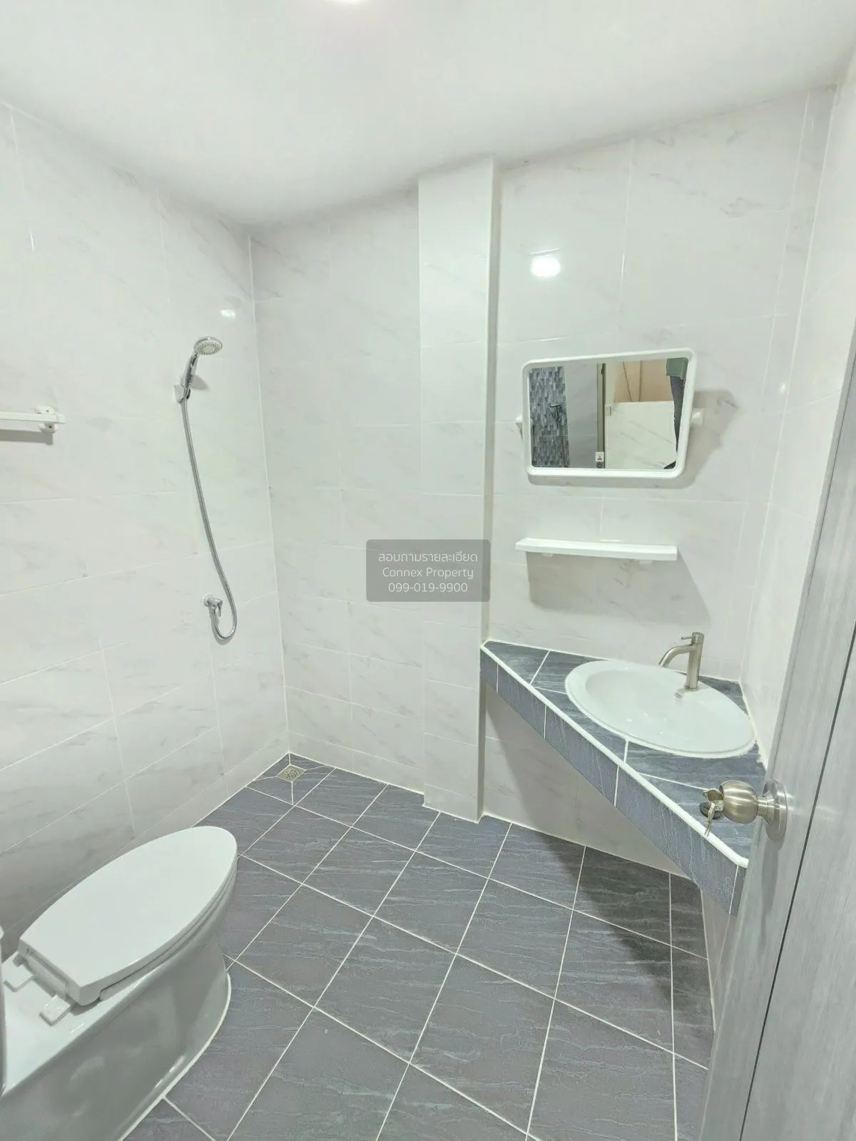 For Sale Townhouse/Townhome  , Baan Phrae Ma Phorn klong 11 , Bue