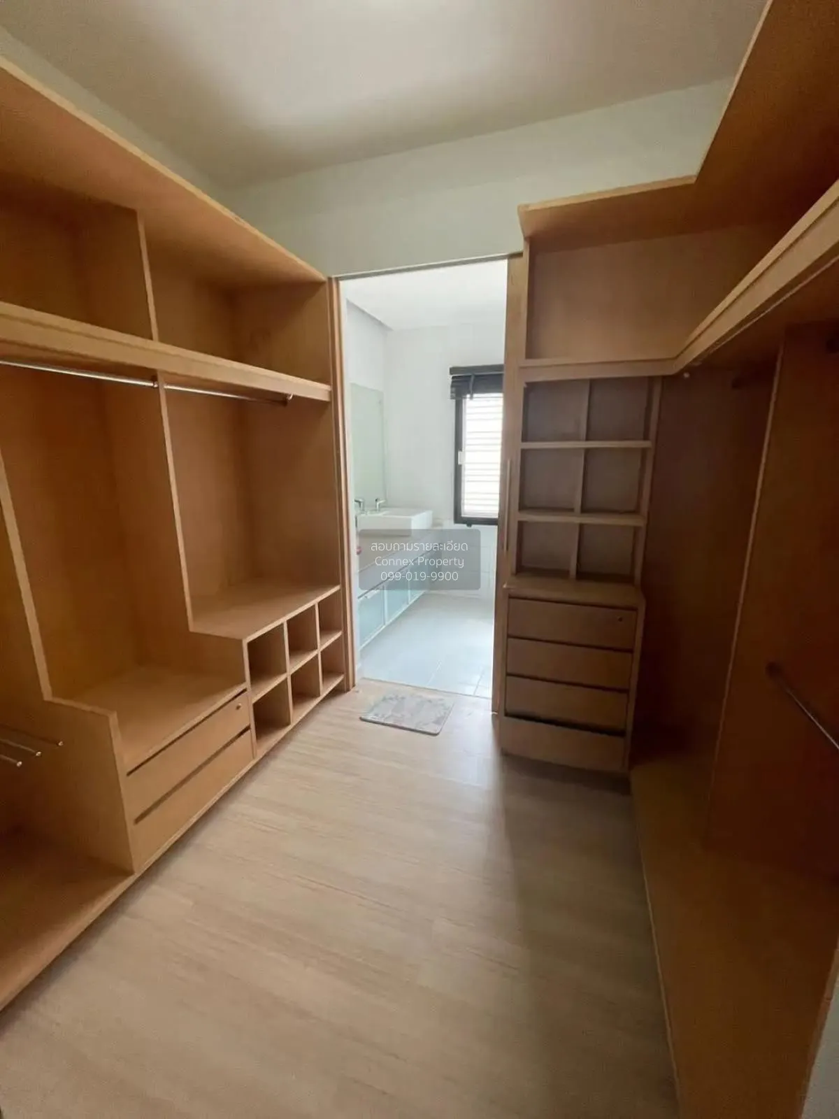 For Sale Townhouse/Townhome  , Sixnature Vibhavadi 60 , BTS-Bang 