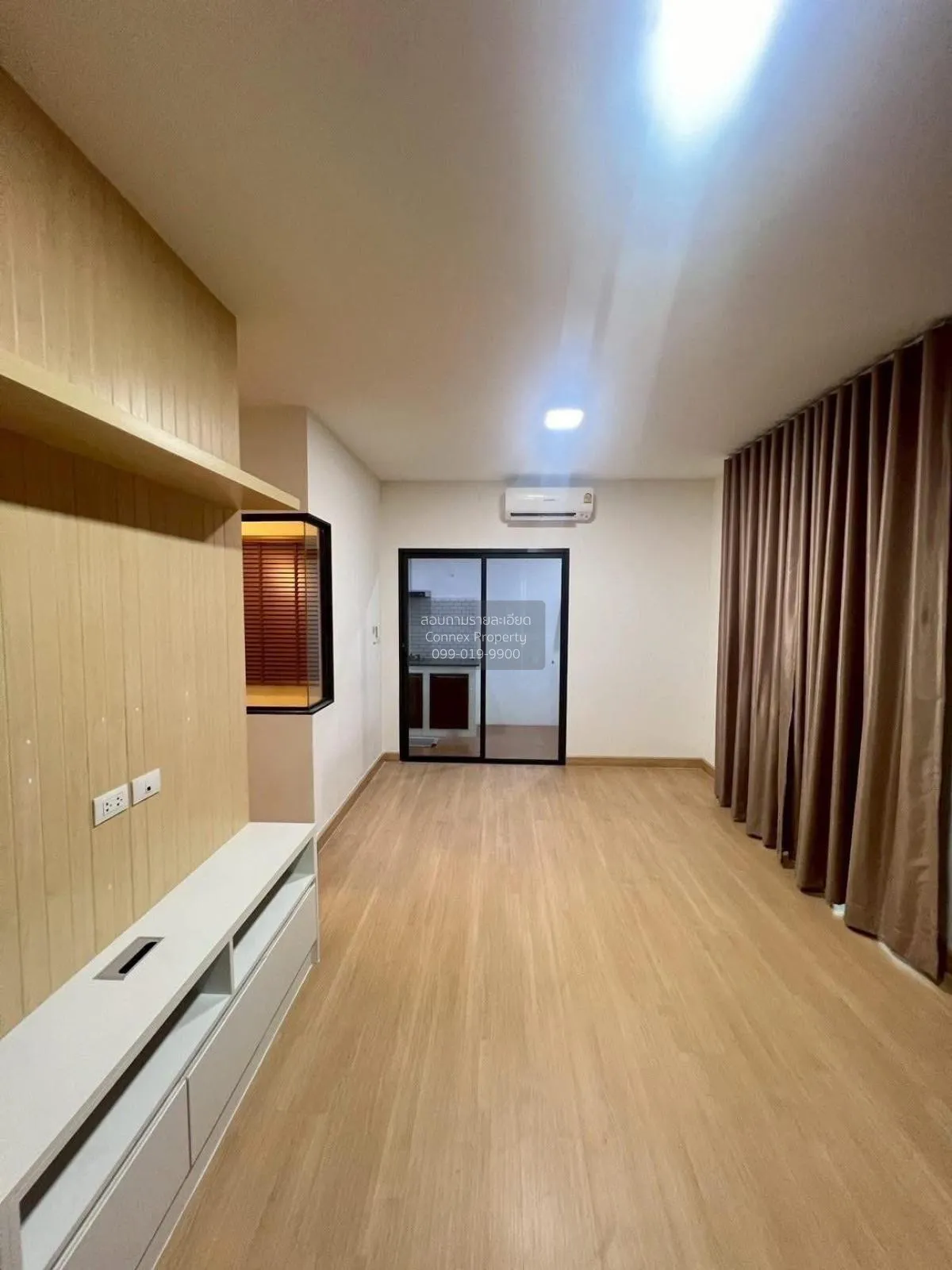 For Sale Townhouse/Townhome  , Anasiri Bangna , corner unit , Ban