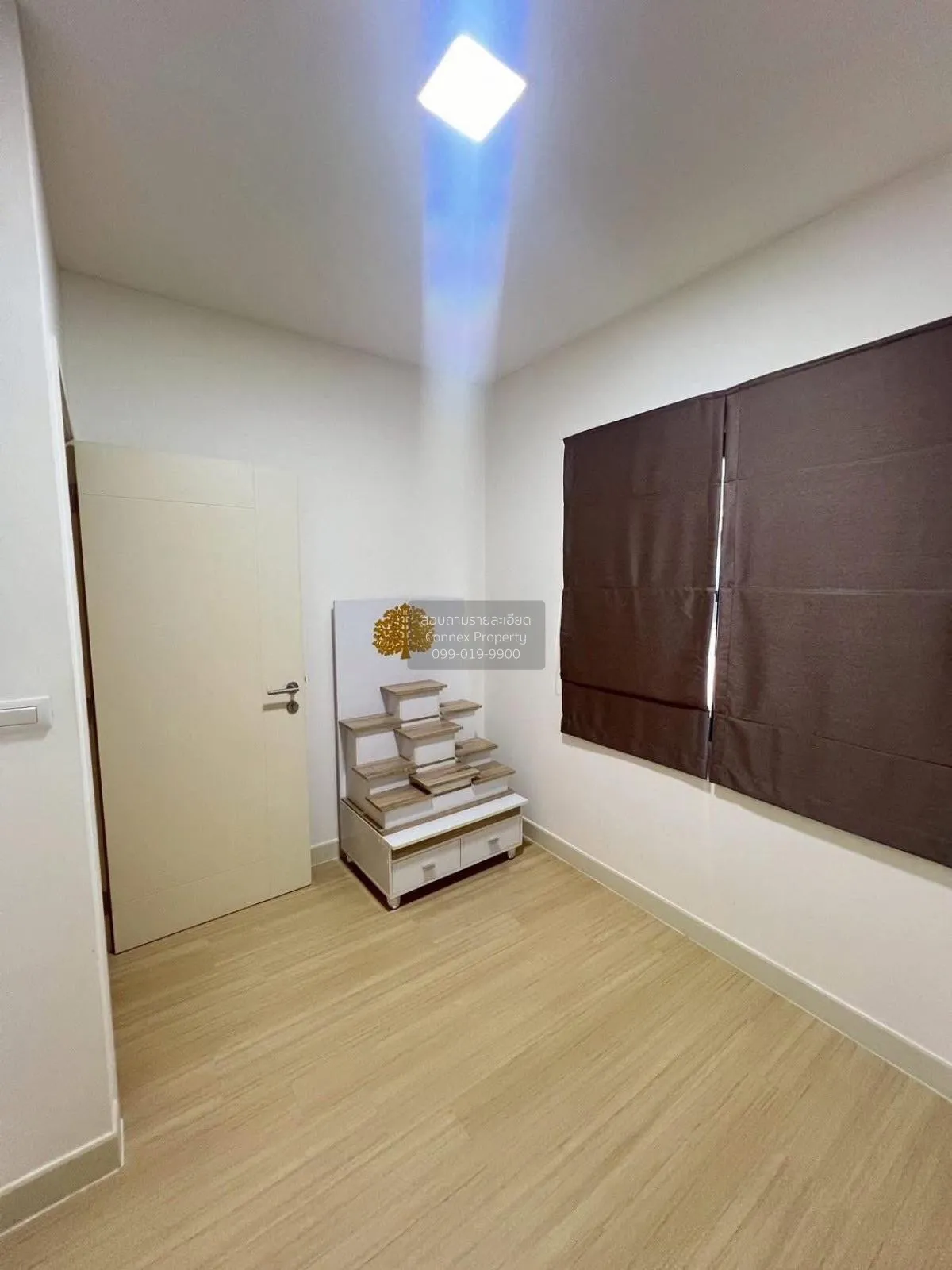 For Sale Townhouse/Townhome  , Anasiri Bangna , corner unit , Ban