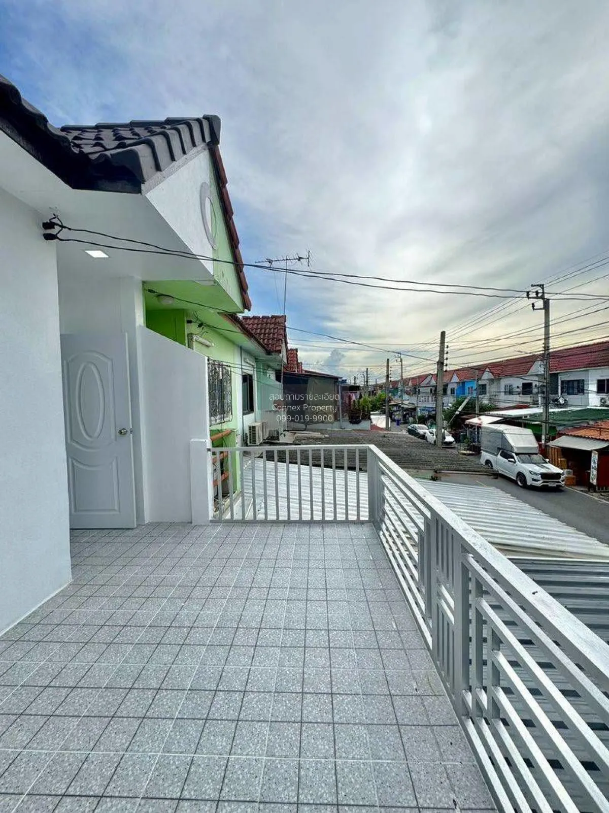 For Sale Townhouse/Townhome  , Asia Home Town , newly renovated ,