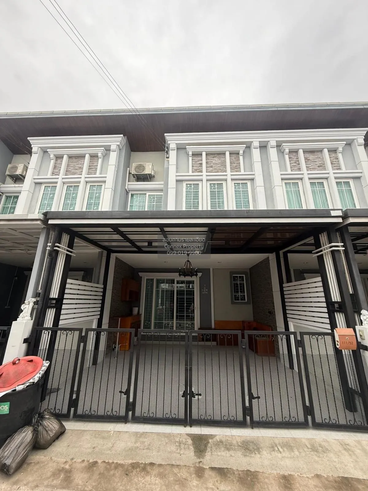 For Rent Townhouse/Townhome  , Golden Town Sukhumvit - Bearing BT 1