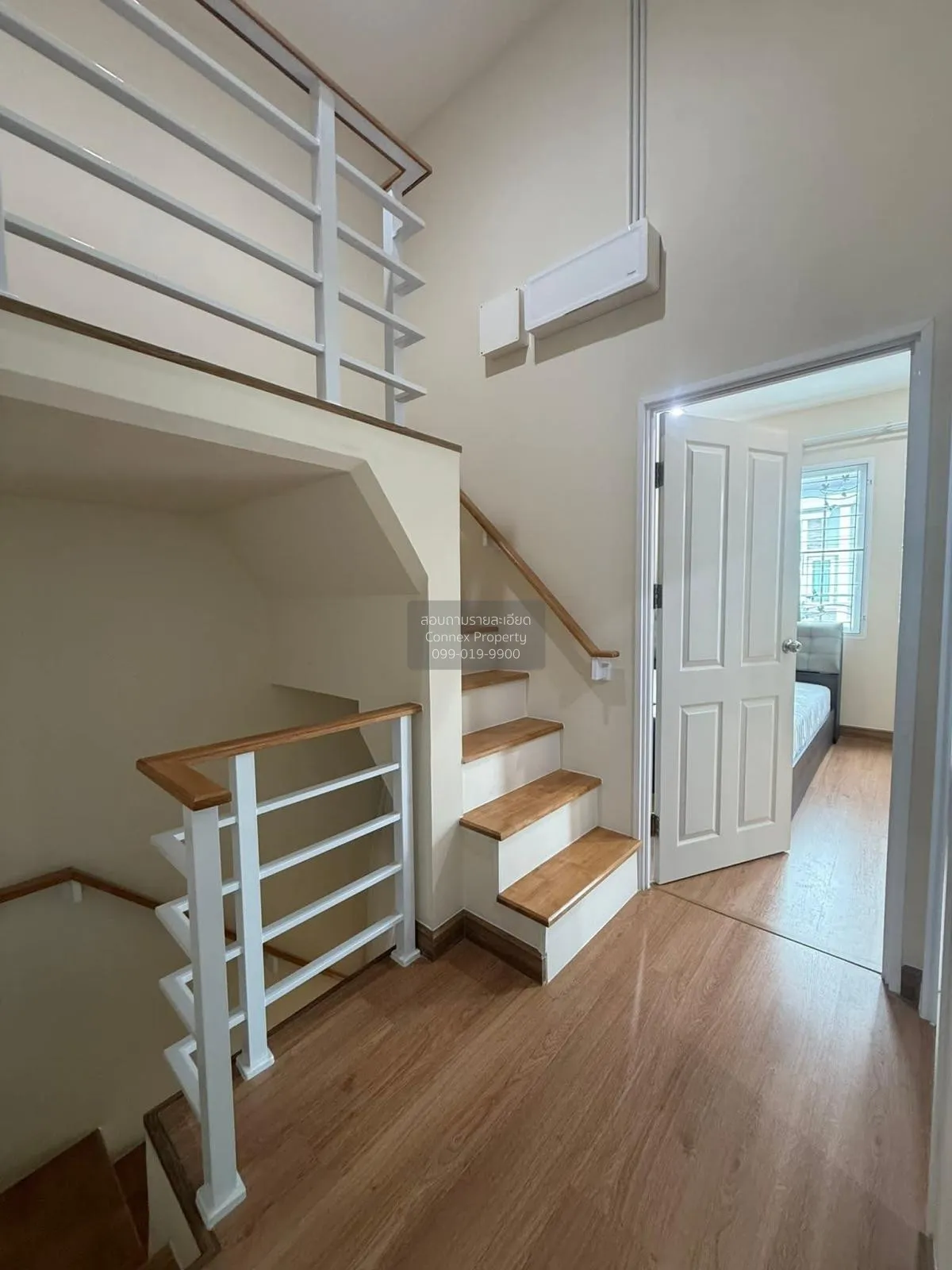 For Rent Townhouse/Townhome  , Golden Town Sukhumvit - Bearing BT