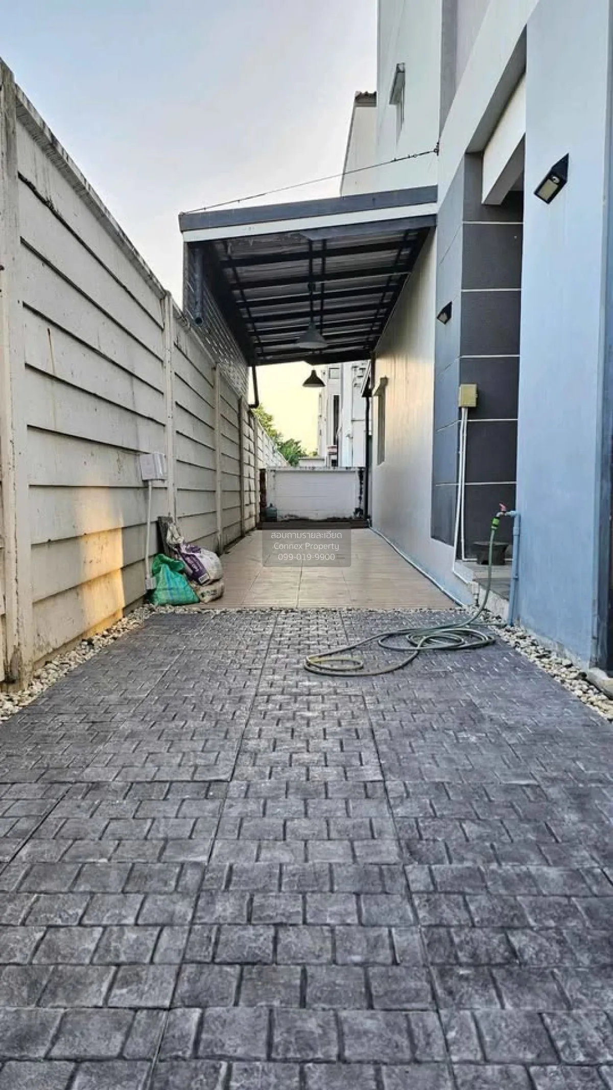 For Rent Townhouse/Townhome  , The Ricco Town Watcharapol , Tha R