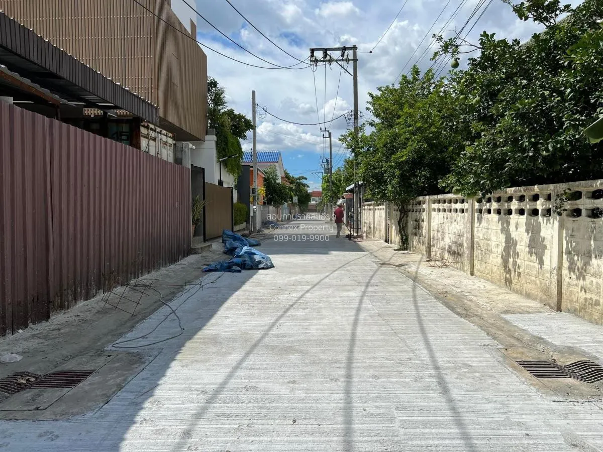 ขายที่ดินเปล่า 1 ไร่กว่า ประเสริฐมนูกิจ รามอินทรา จรเข้บัว เขต ลา 4