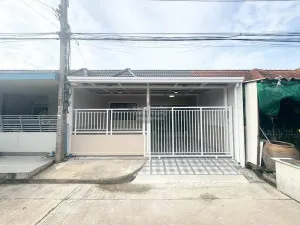 ขายทาวน์เฮ้าส์/ทาวน์โฮม  บ้านบัวทอง 4 บ้านกล้วย-ไทรน้อย รีโนเวทใหม่ พิมลราช บางบัวทอง นนทบุรี CX-126975