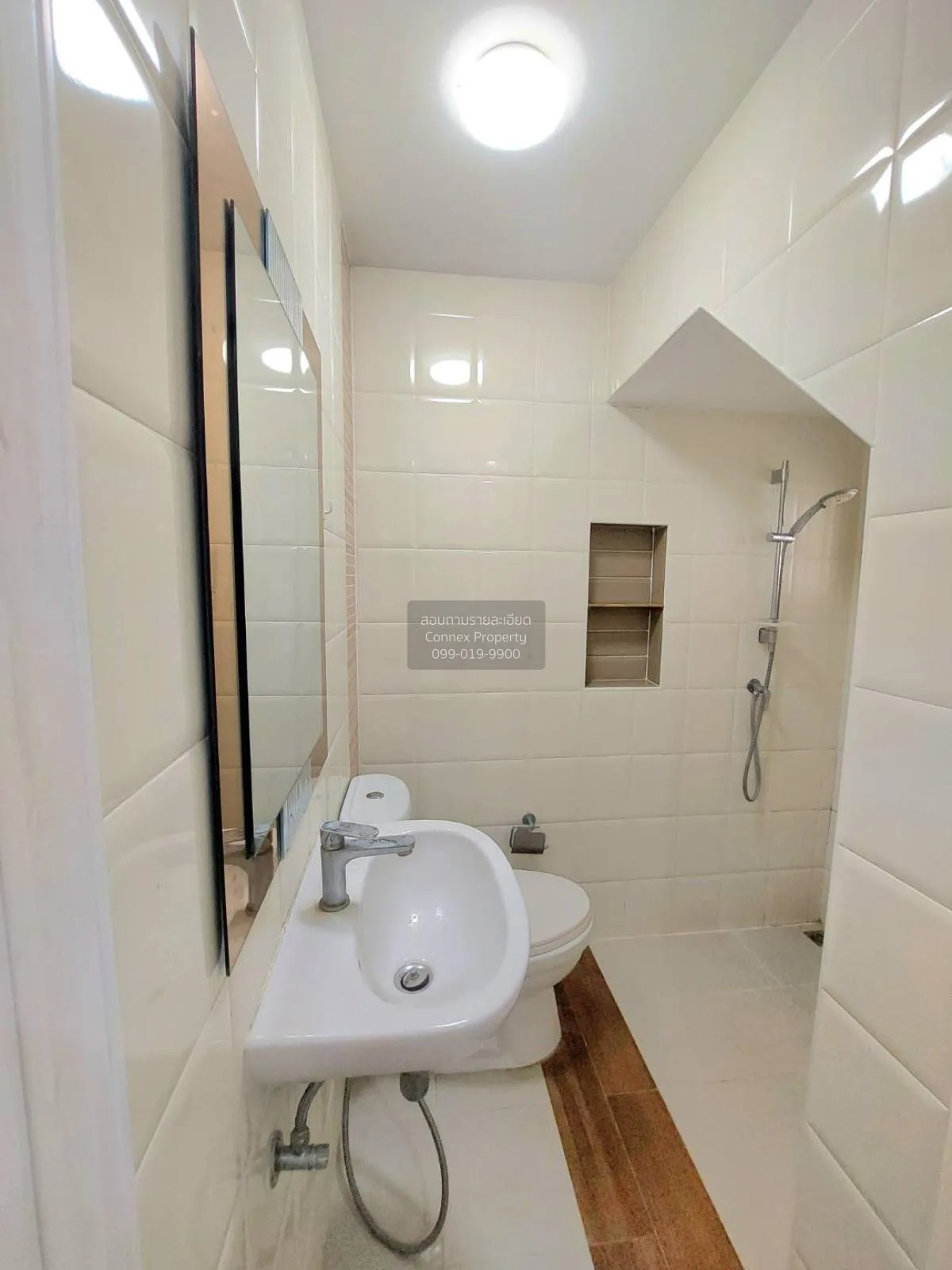 For Sale Townhouse/Townhome  , Golden Town Petchkasem , Nong Khan