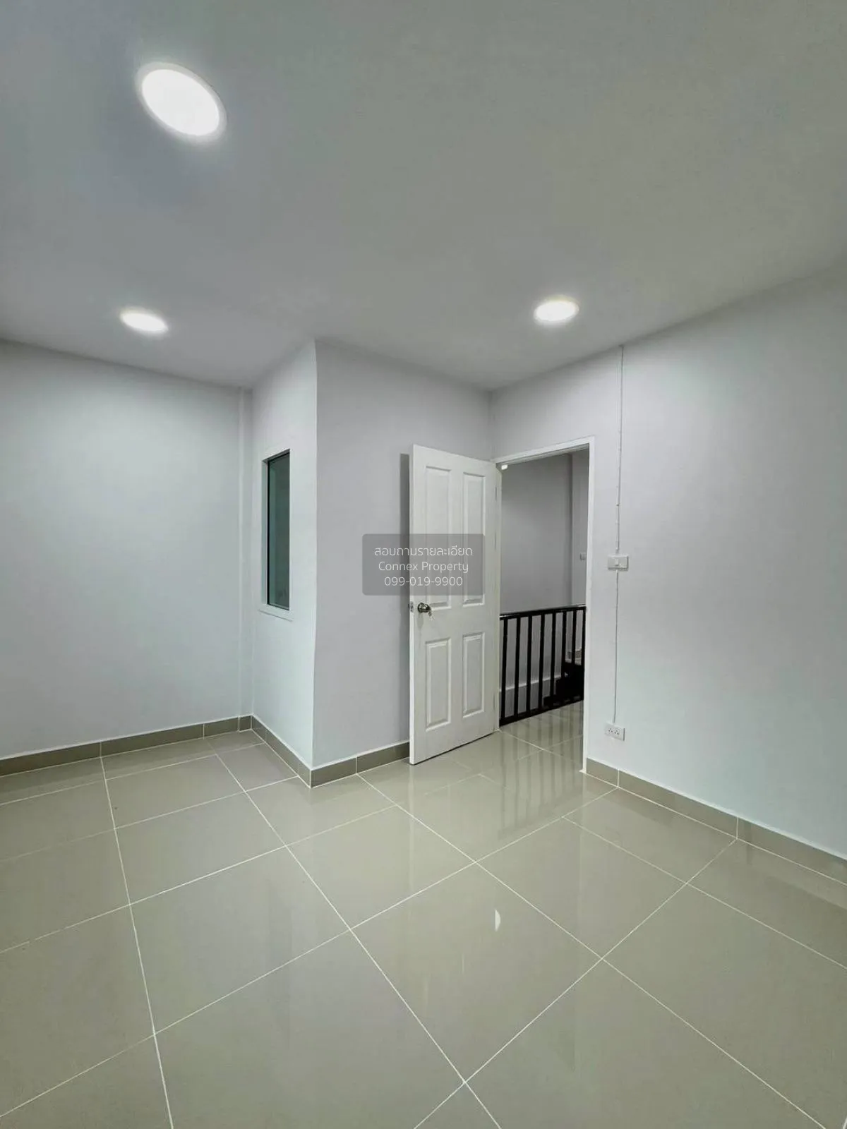 For Sale Townhouse/Townhome  , Baan Piya Wararom 3  , newly renov