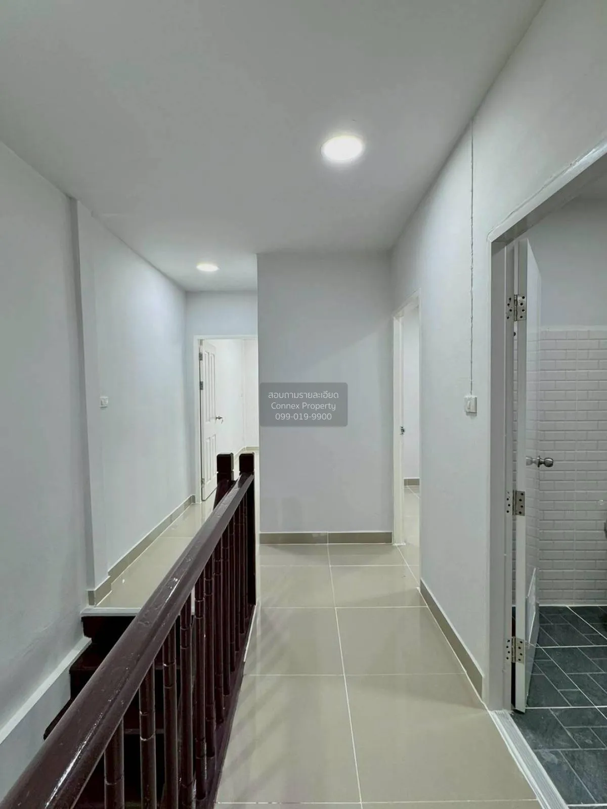 For Sale Townhouse/Townhome  , Baan Piya Wararom 3  , newly renov