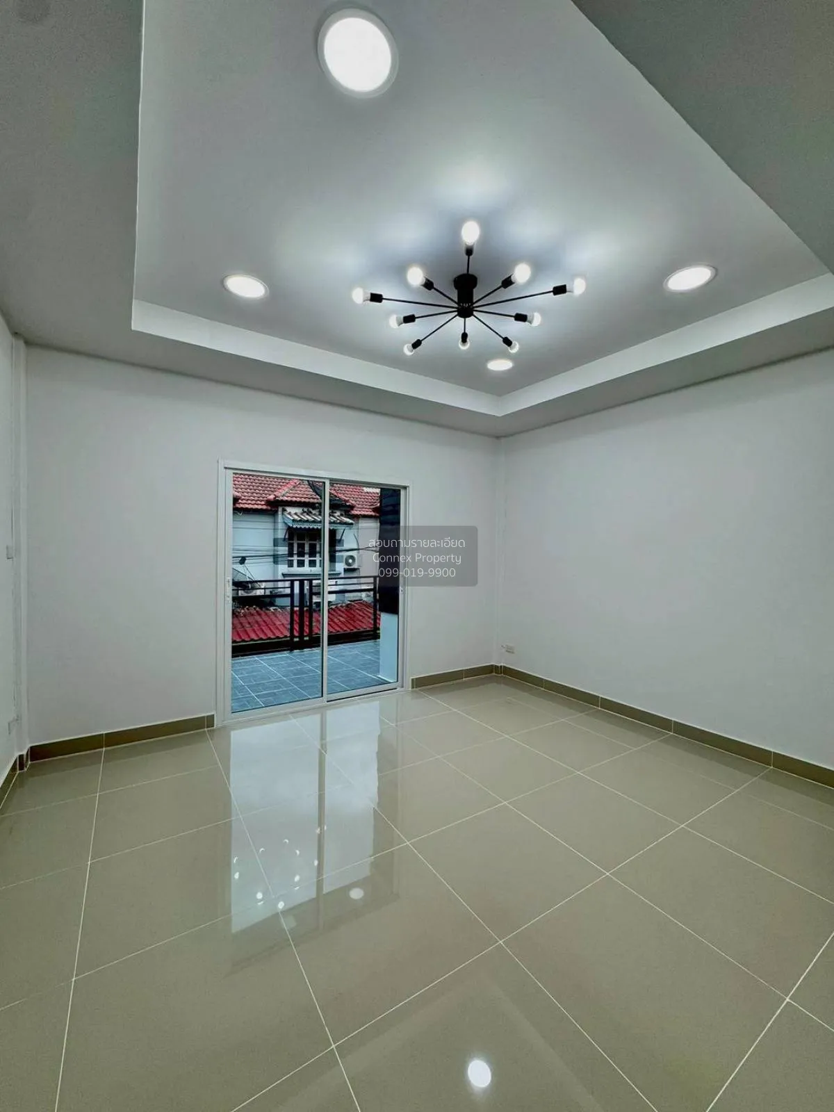 For Sale Townhouse/Townhome  , Baan Piya Wararom 3  , newly renov