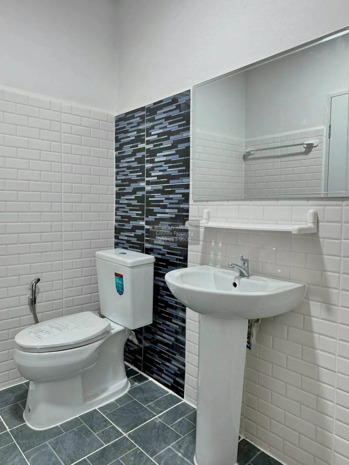 For Sale Townhouse/Townhome  , Baan Piya Wararom 3  , newly renov