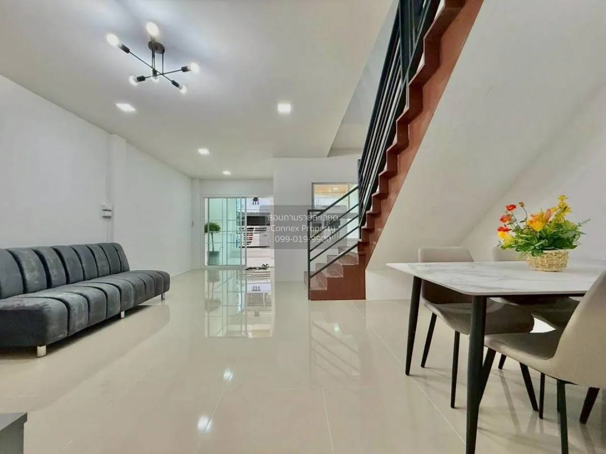 ขายทาวน์เฮ้าส์/ทาวน์โฮม  บ้านธารถวิล ซอยวัดพระเงิน รีโนเวทใหม่ บา