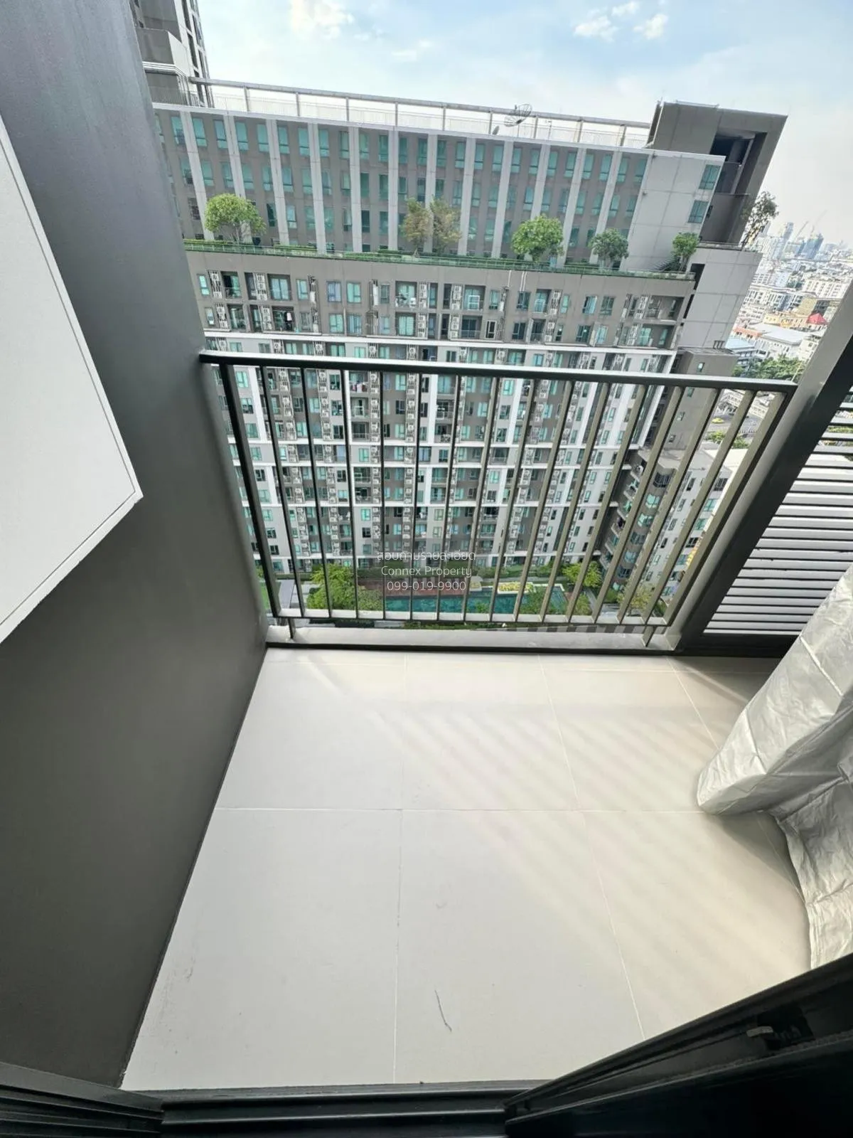 For Sale Condo , XT Huaikhwang , MRT-Huai Khwang , Huai Khwang , 