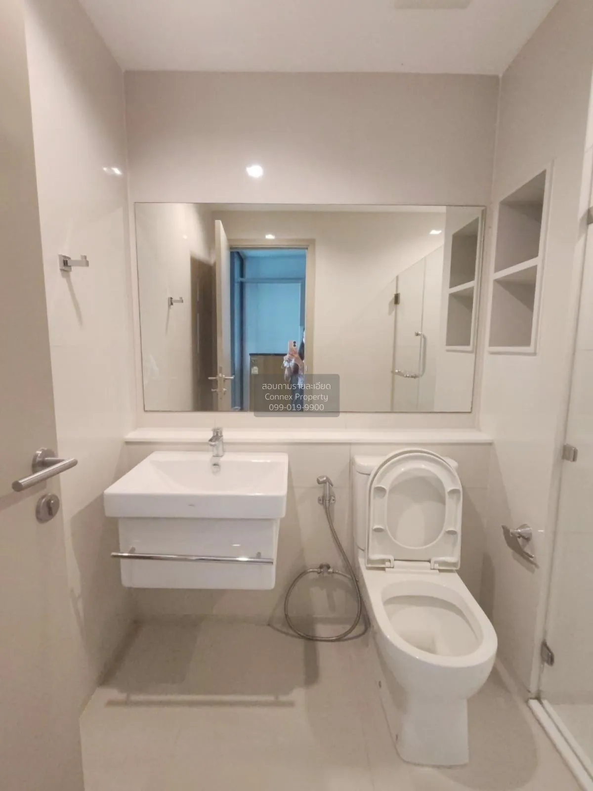 For Rent Condo , Life Ladprao , nice view , high floor , newly re