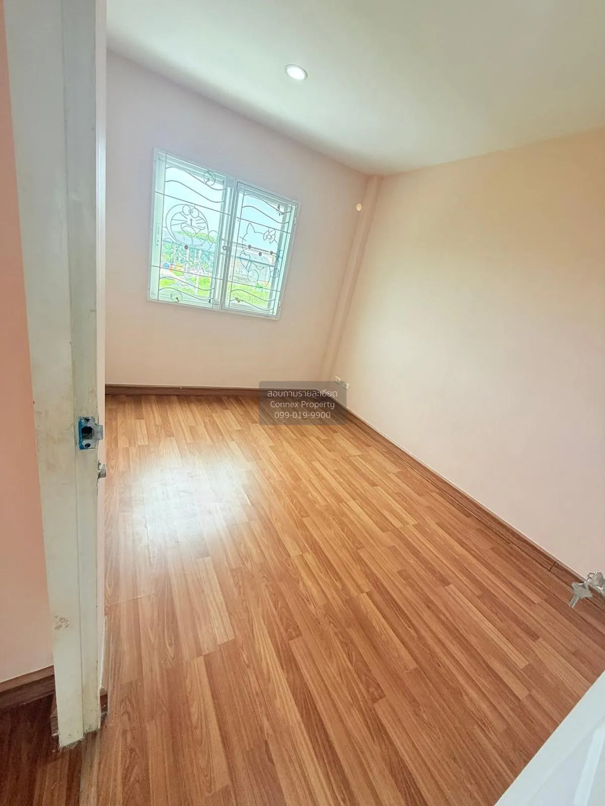 ขายทาวน์เฮ้าส์/ทาวน์โฮม  เดอะ คัลเลอร์ ลิฟวิ่ง ศรีนครินทร์ - วงแห