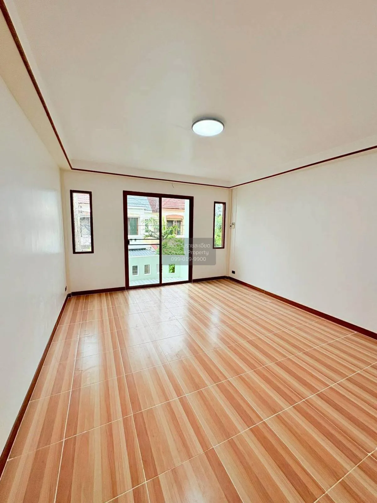 ขายทาวน์เฮ้าส์/ทาวน์โฮม  หมู่บ้านปาริชาติ 345 รีโนเวทใหม่ บางคูวั