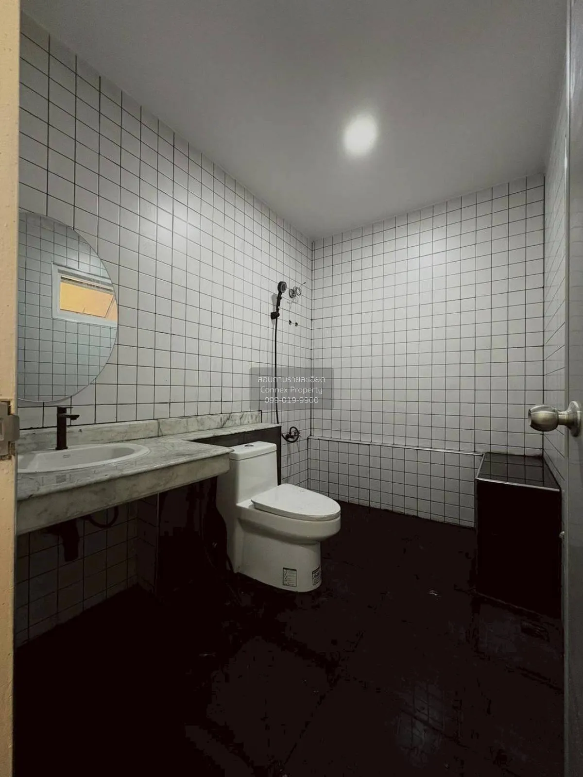 ขายทาวน์เฮ้าส์/ทาวน์โฮม  หมู่บ้านปาริชาติ 345 รีโนเวทใหม่ บางคูวั