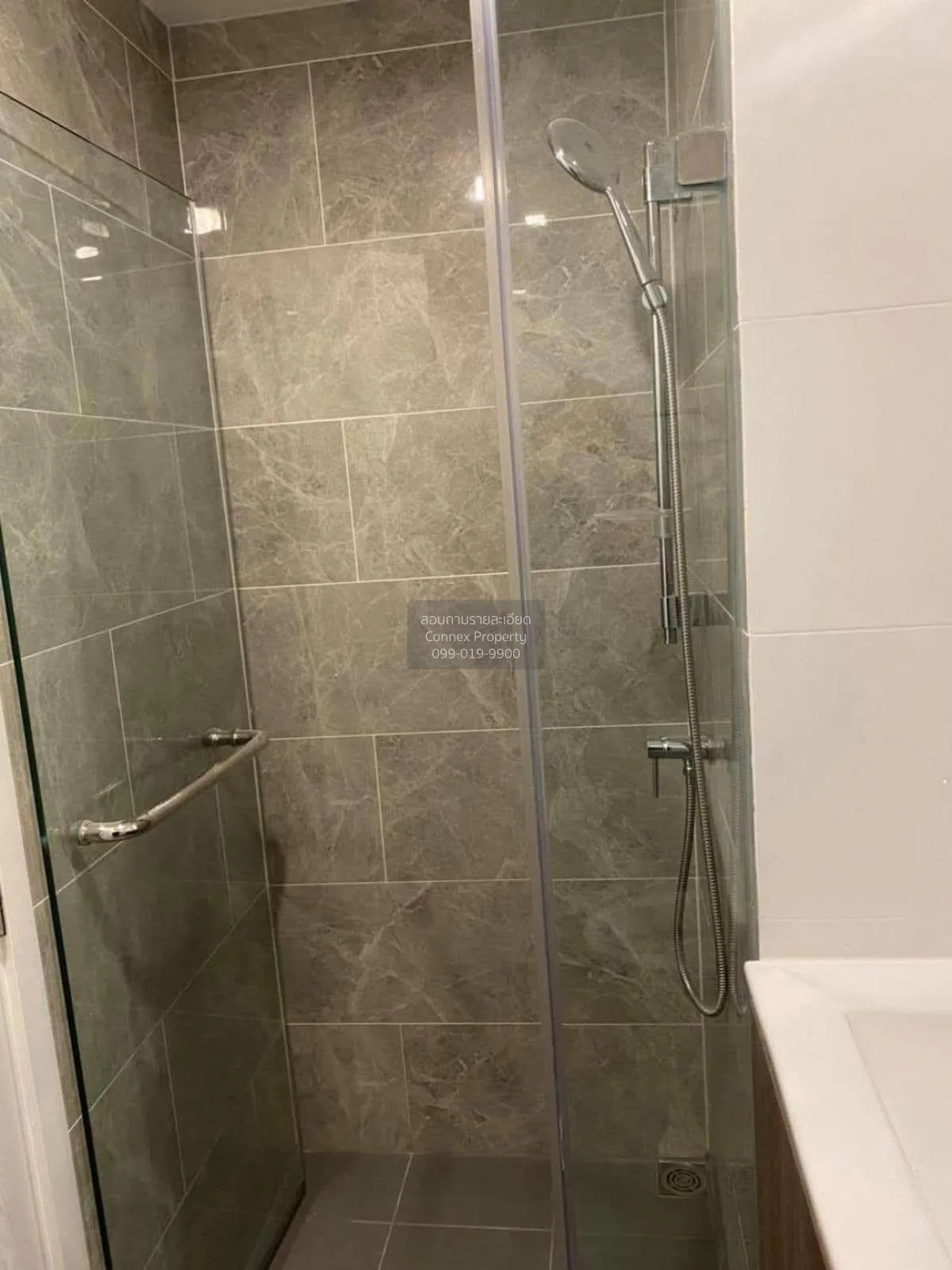 ขายคอนโด  ดิ เอ็กเซล ลาดพร้าว-สุทธิสาร MRT-ลาดพร้าว วังทองหลาง เข