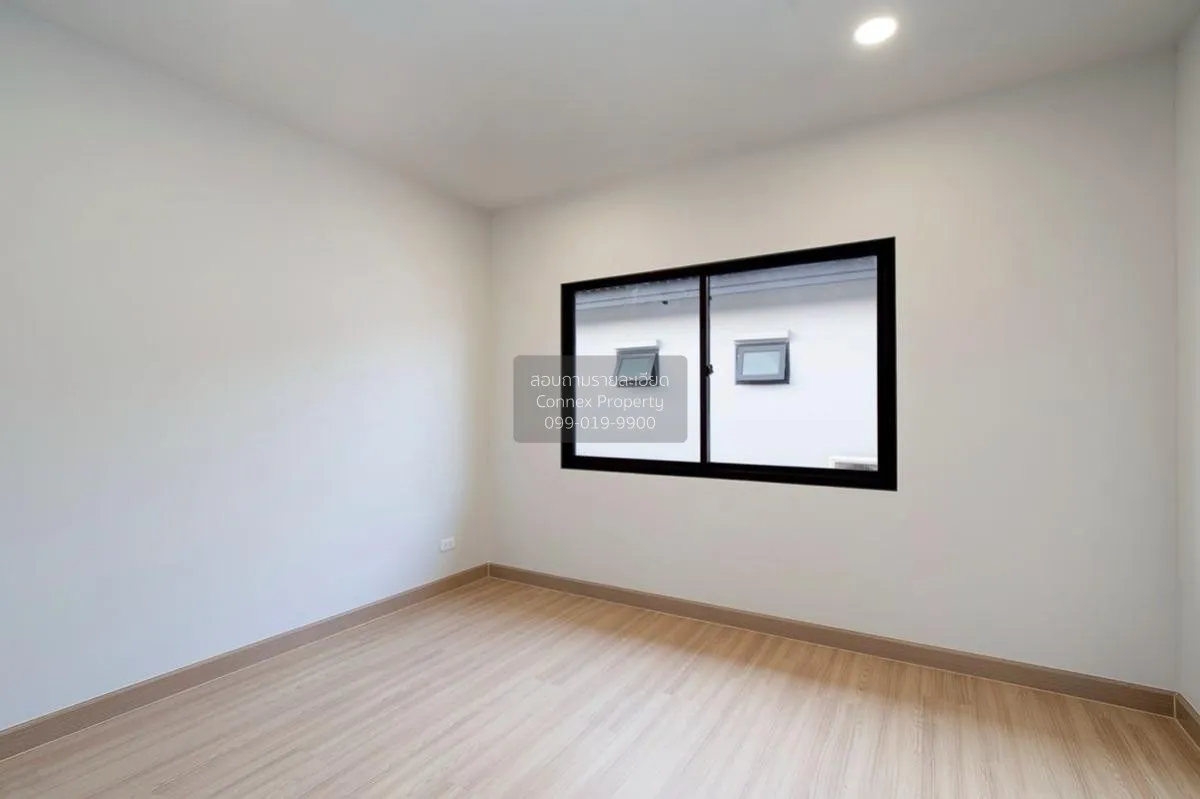 ขายทาวน์เฮ้าส์/ทาวน์โฮม  บริทาเนีย เมกะทาวน์ บางนา บางแก้ว บางพลี 4