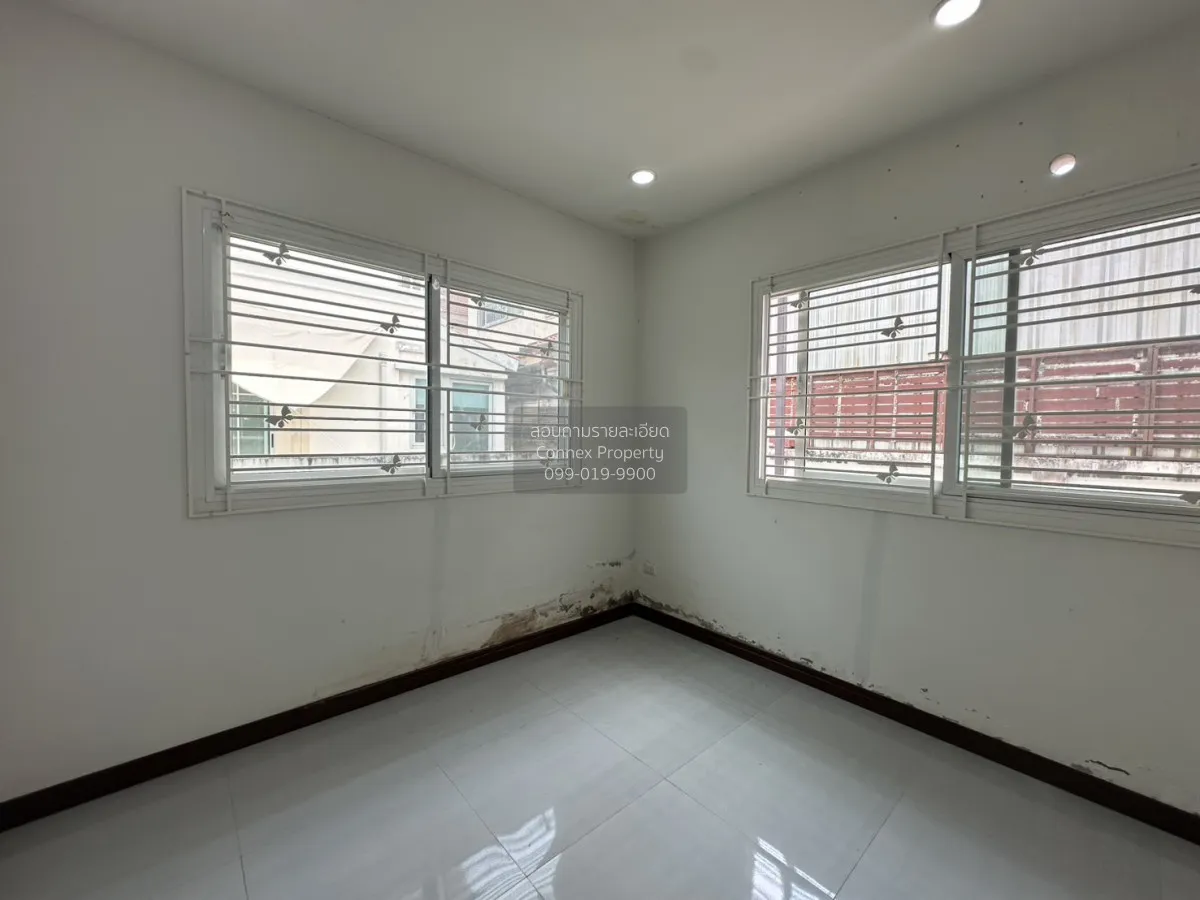For Sale House , Perfect Place Rattanathibet , Sai Ma , Mueang No