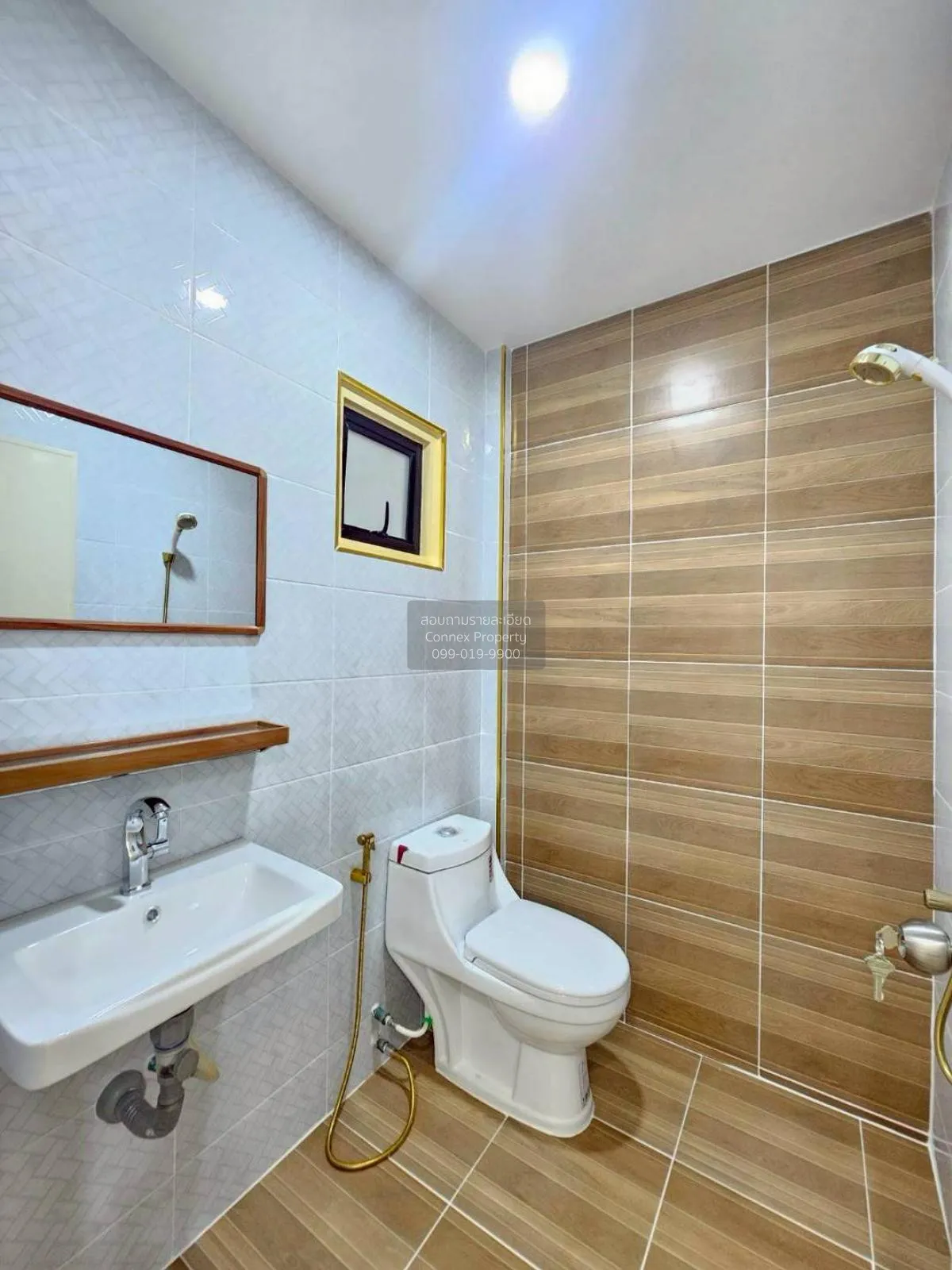 ขายทาวน์เฮ้าส์/ทาวน์โฮม  บ้านบัวทอง 4 บ้านกล้วย-ไทรน้อย รีโนเวทให