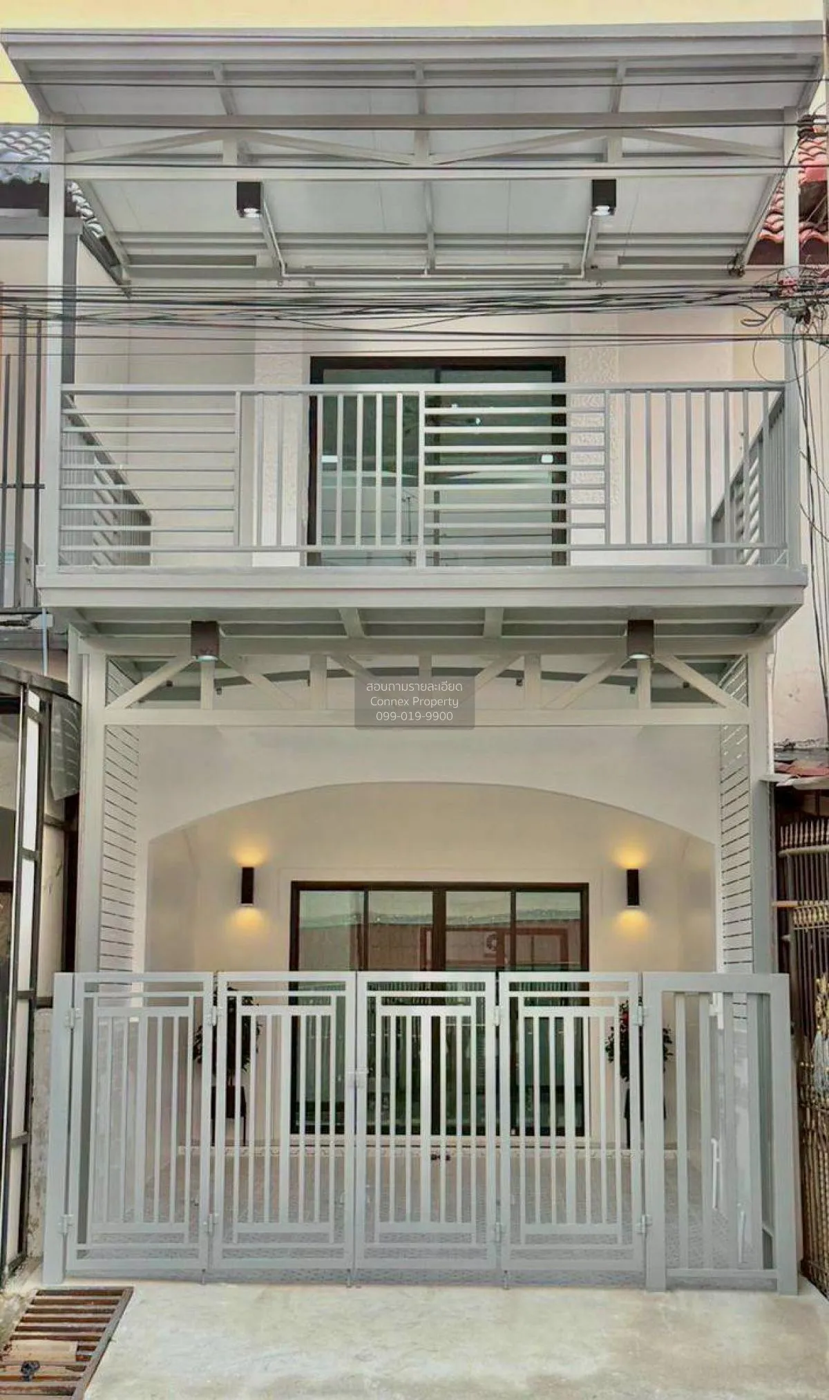 For Sale Townhouse/Townhome  , Piyawararom 2 , newly renovated ,  1