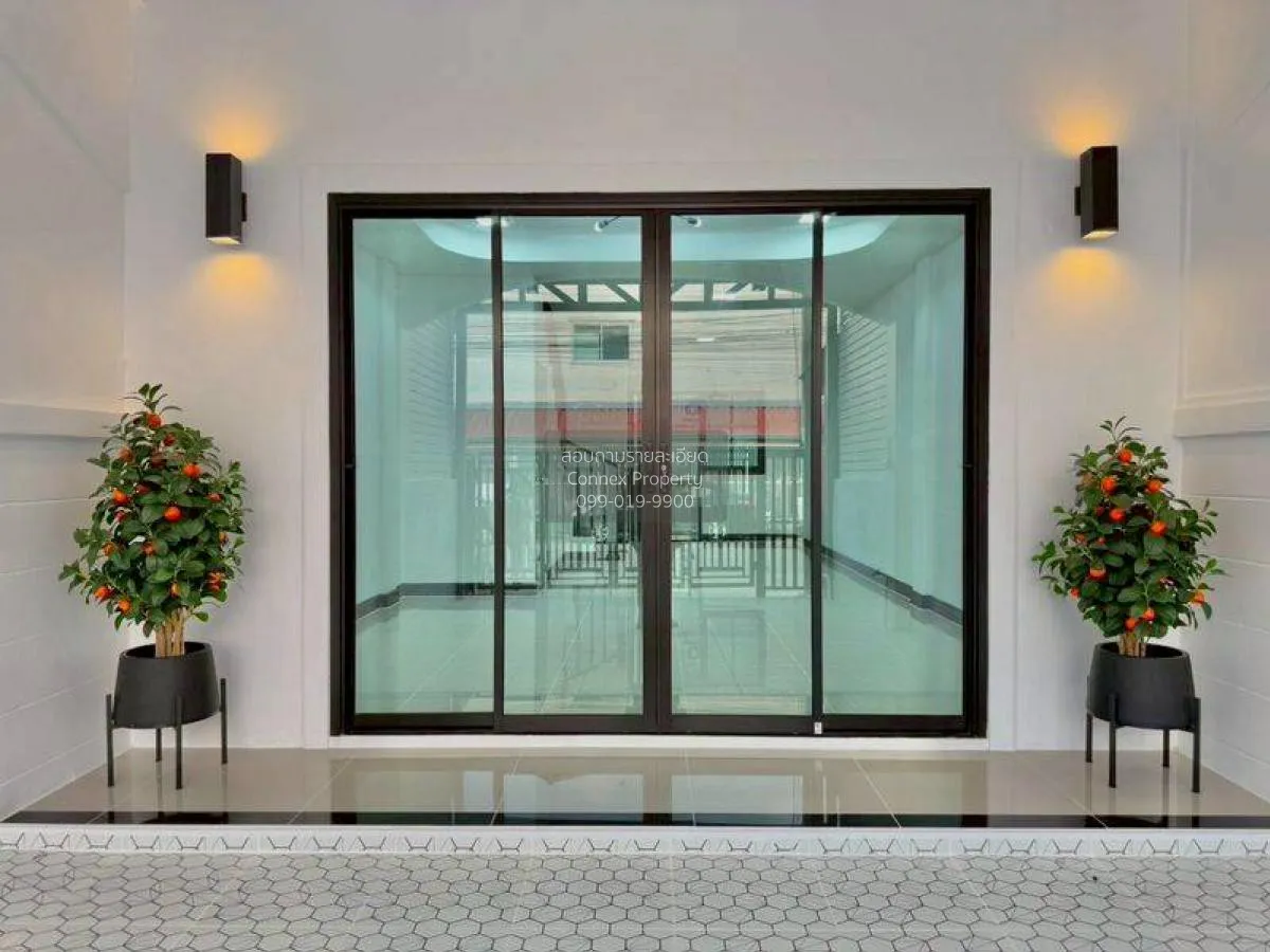 For Sale Townhouse/Townhome  , Piyawararom 2 , newly renovated ,  3